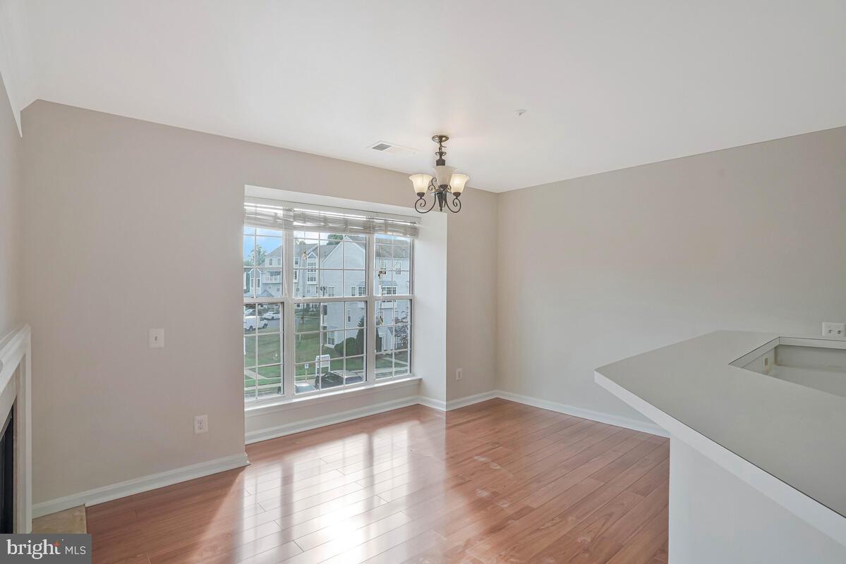 LAKE RIDGE POINTE CONDO - Residential