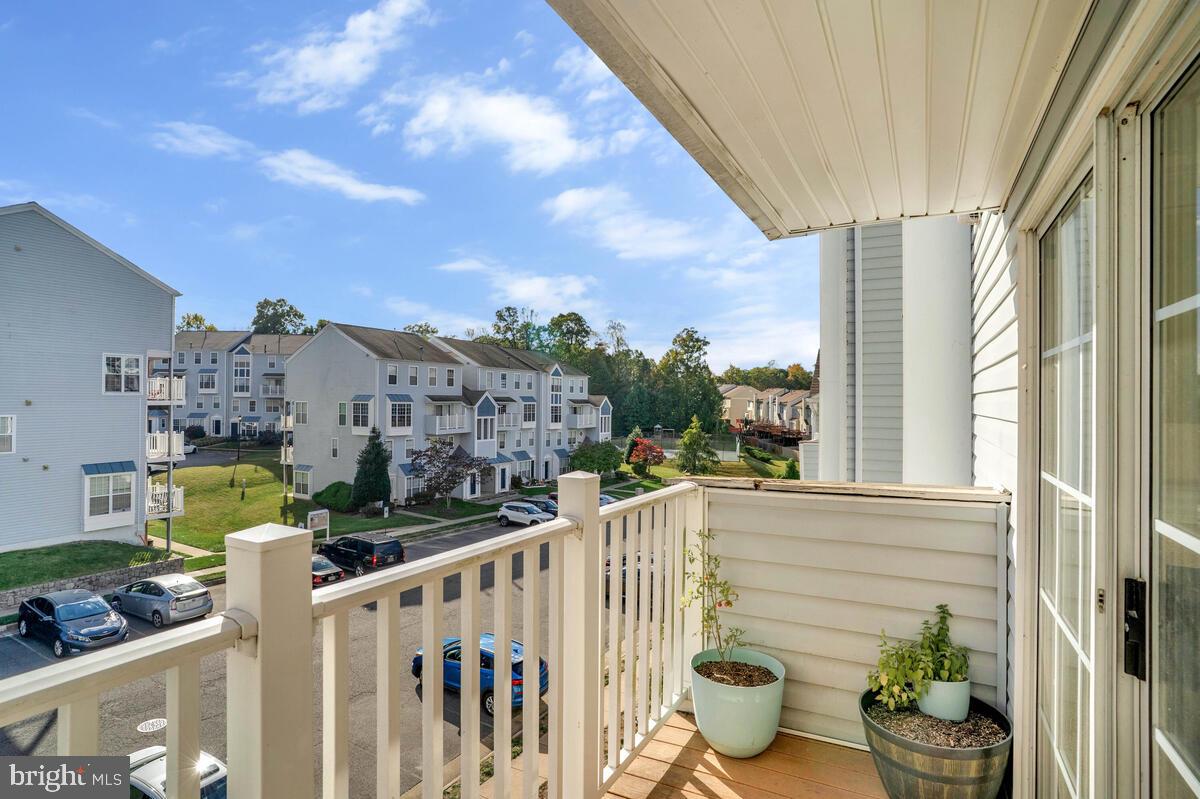 LAKE RIDGE POINTE CONDO - Residential