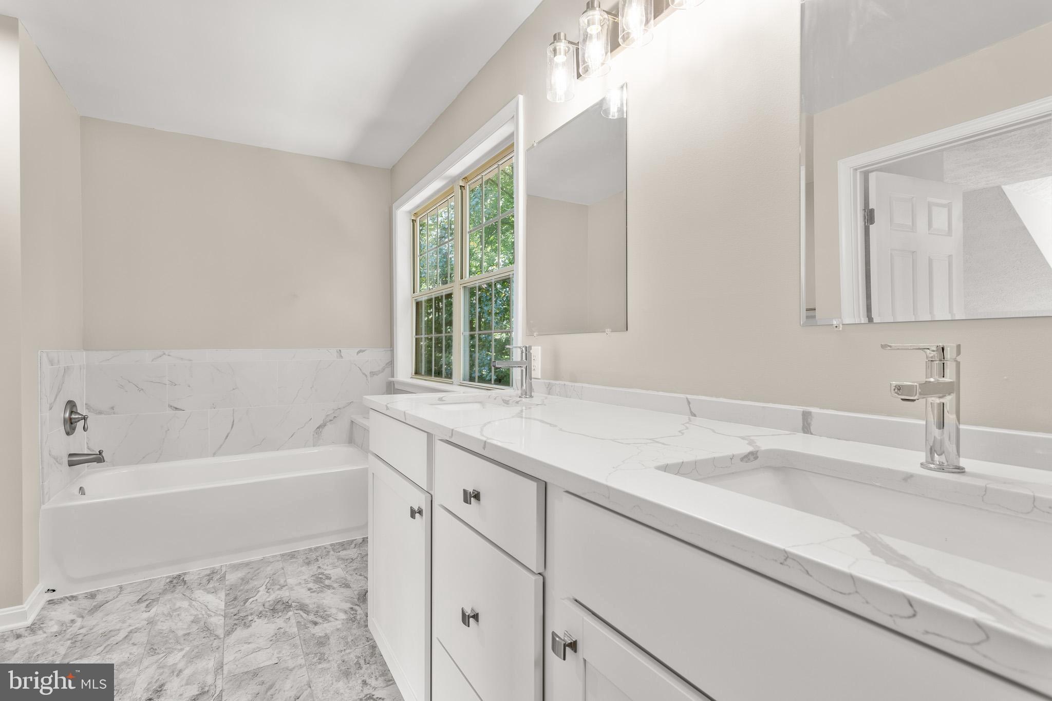 QUEENSBERRY - Residential