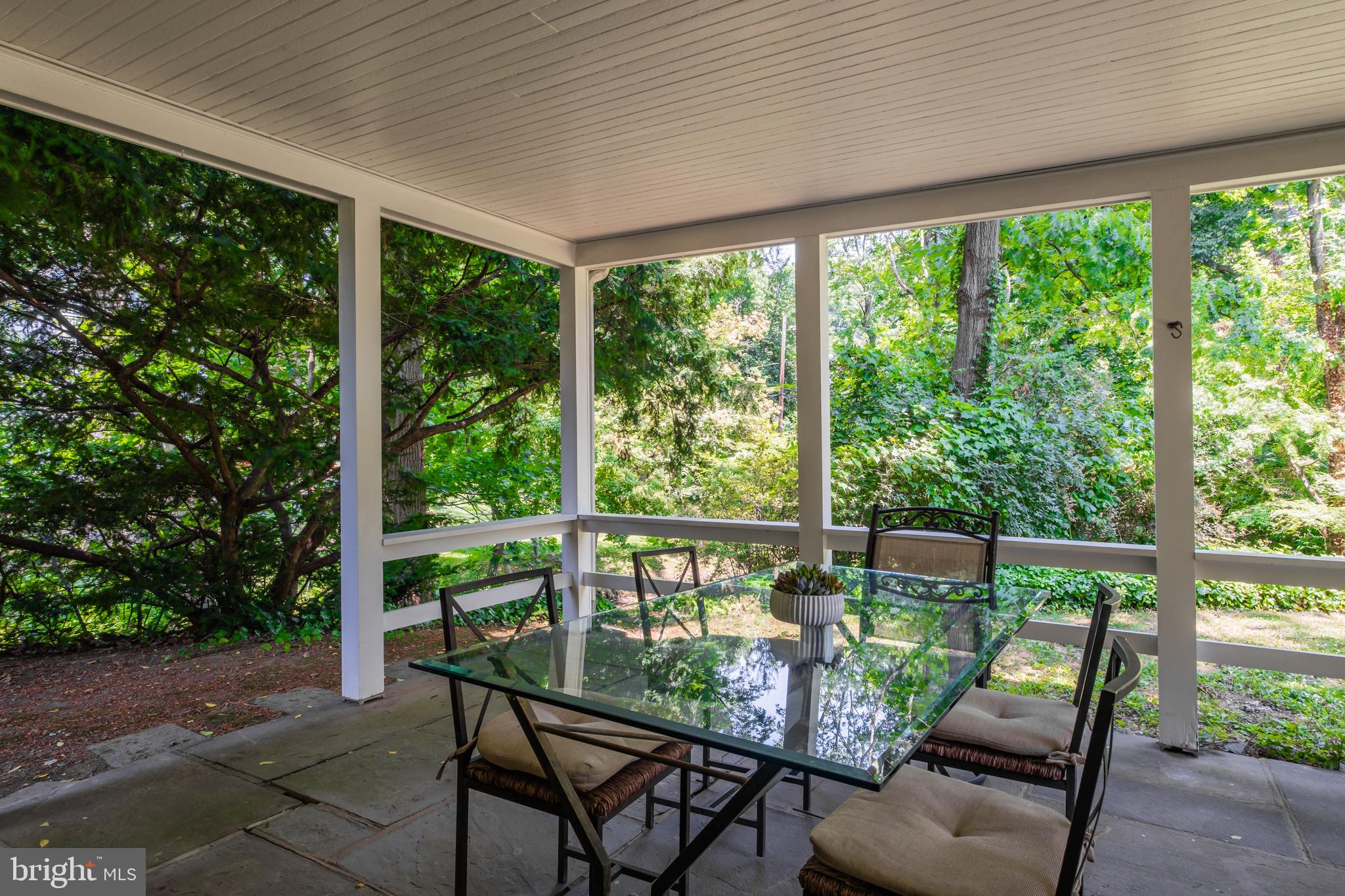 WYNNEWOOD - Residential