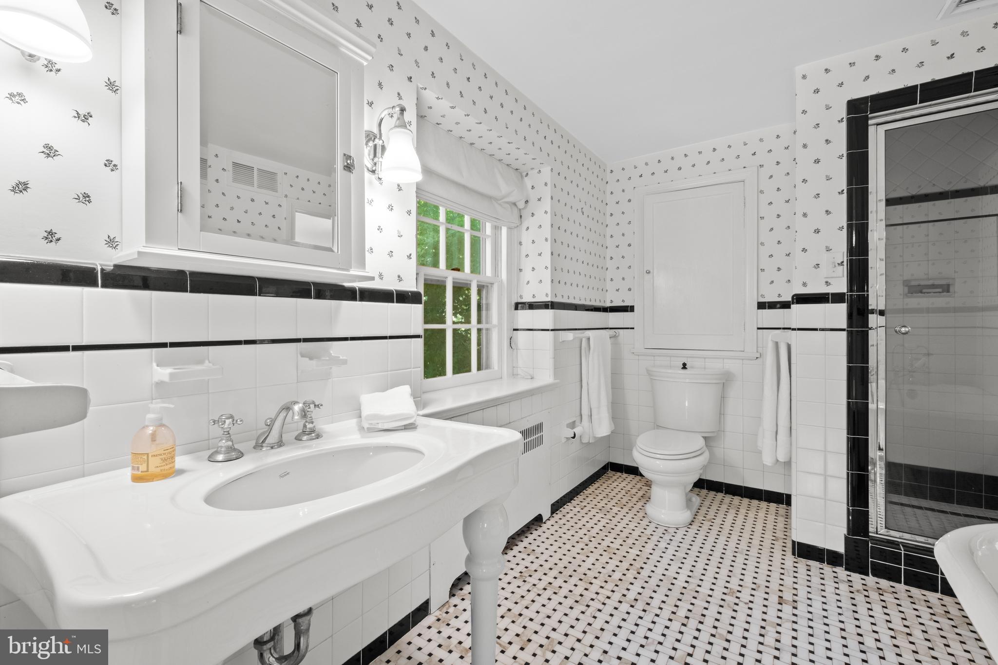 WYNNEWOOD - Residential