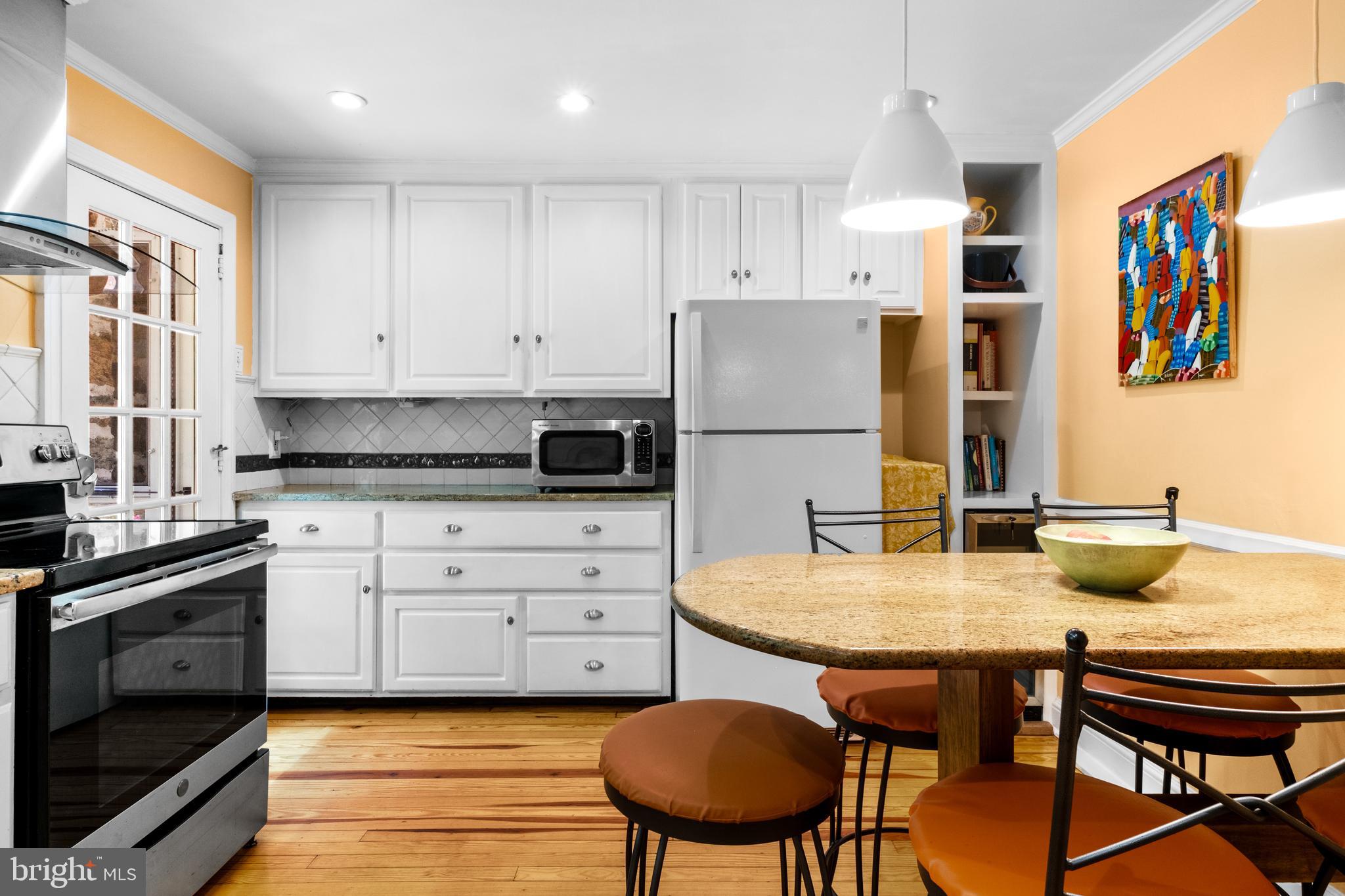 WYNNEWOOD - Residential