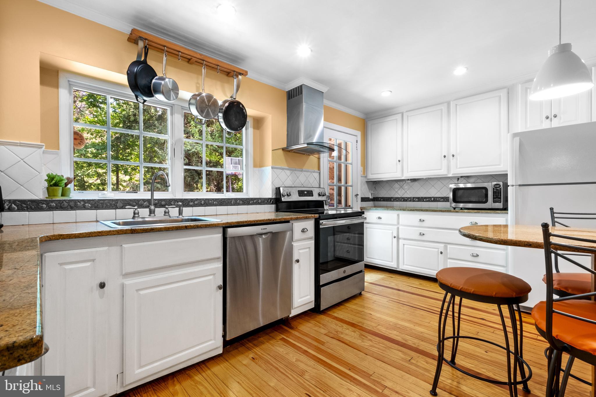 WYNNEWOOD - Residential