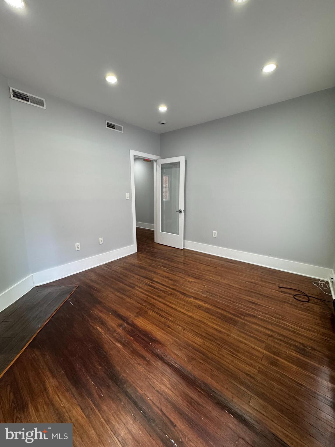 525 2ND STREET NE