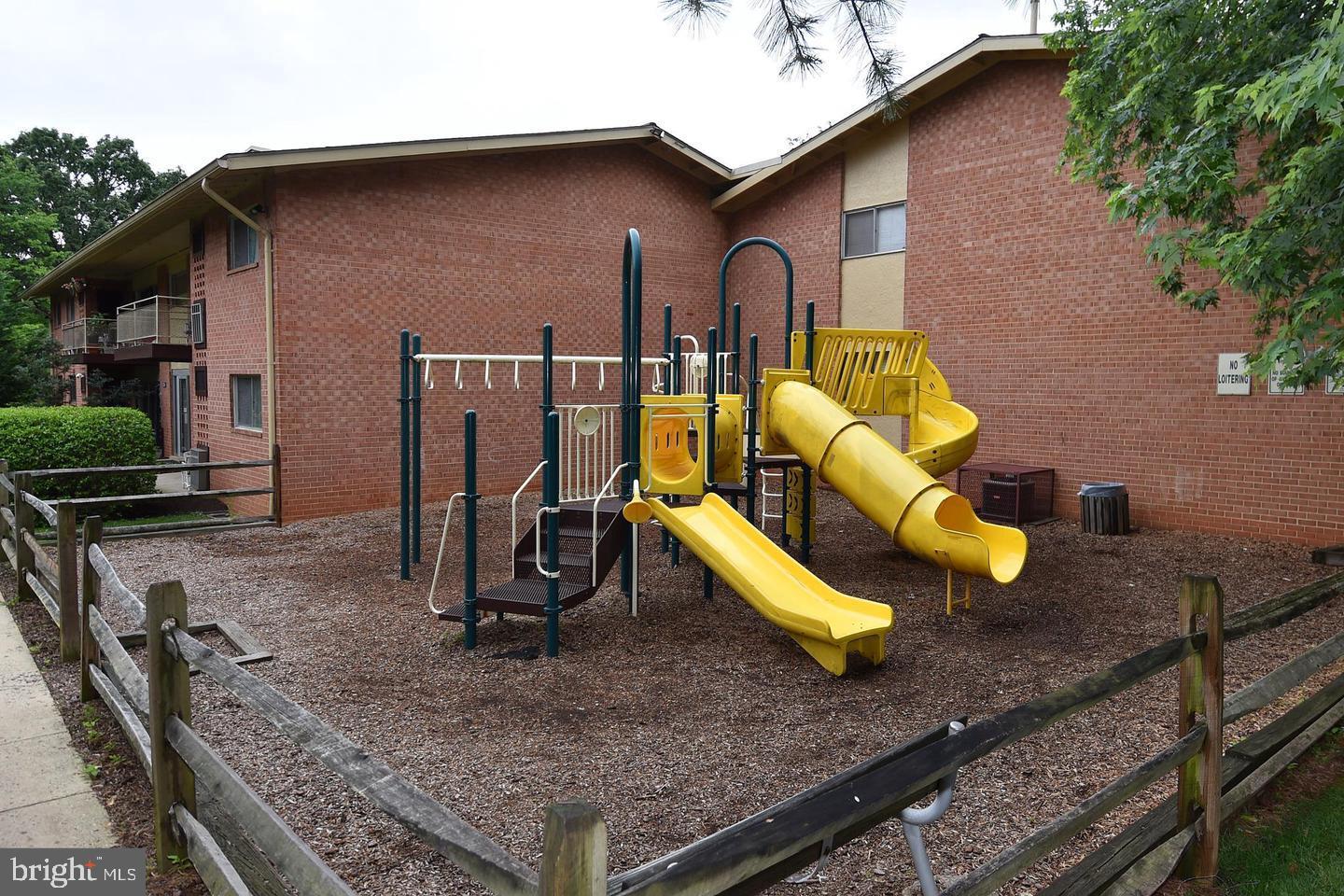 TIMBERLANE VILLAGE GARDEN CONDOMINIUMS - Residential