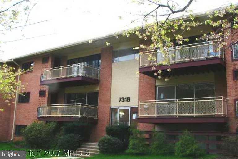 TIMBERLANE VILLAGE GARDEN CONDOMINIUMS - Residential