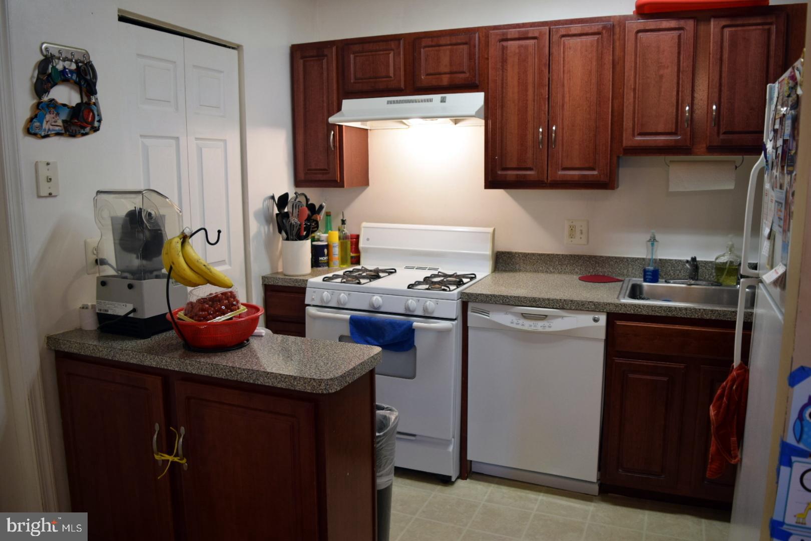 TIMBERLANE VILLAGE GARDEN CONDOMINIUMS - Residential