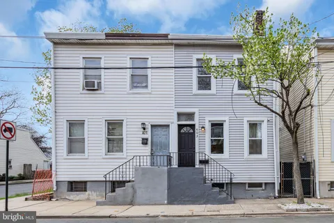 403 Klag Ave, Trenton, NJ MLS: NJME2075594