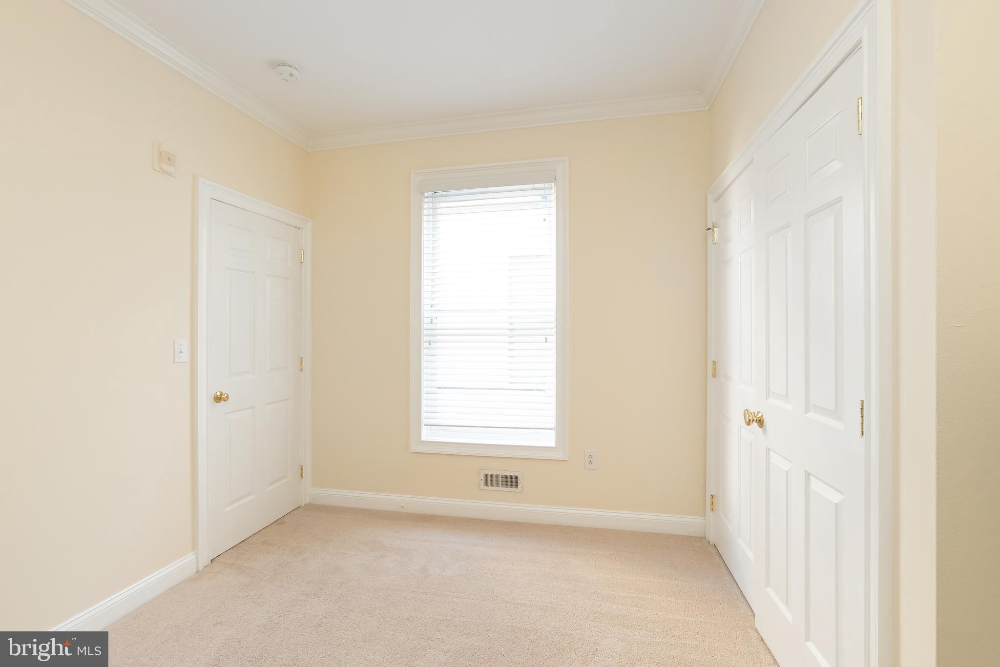 FAIRMOUNT - Residential