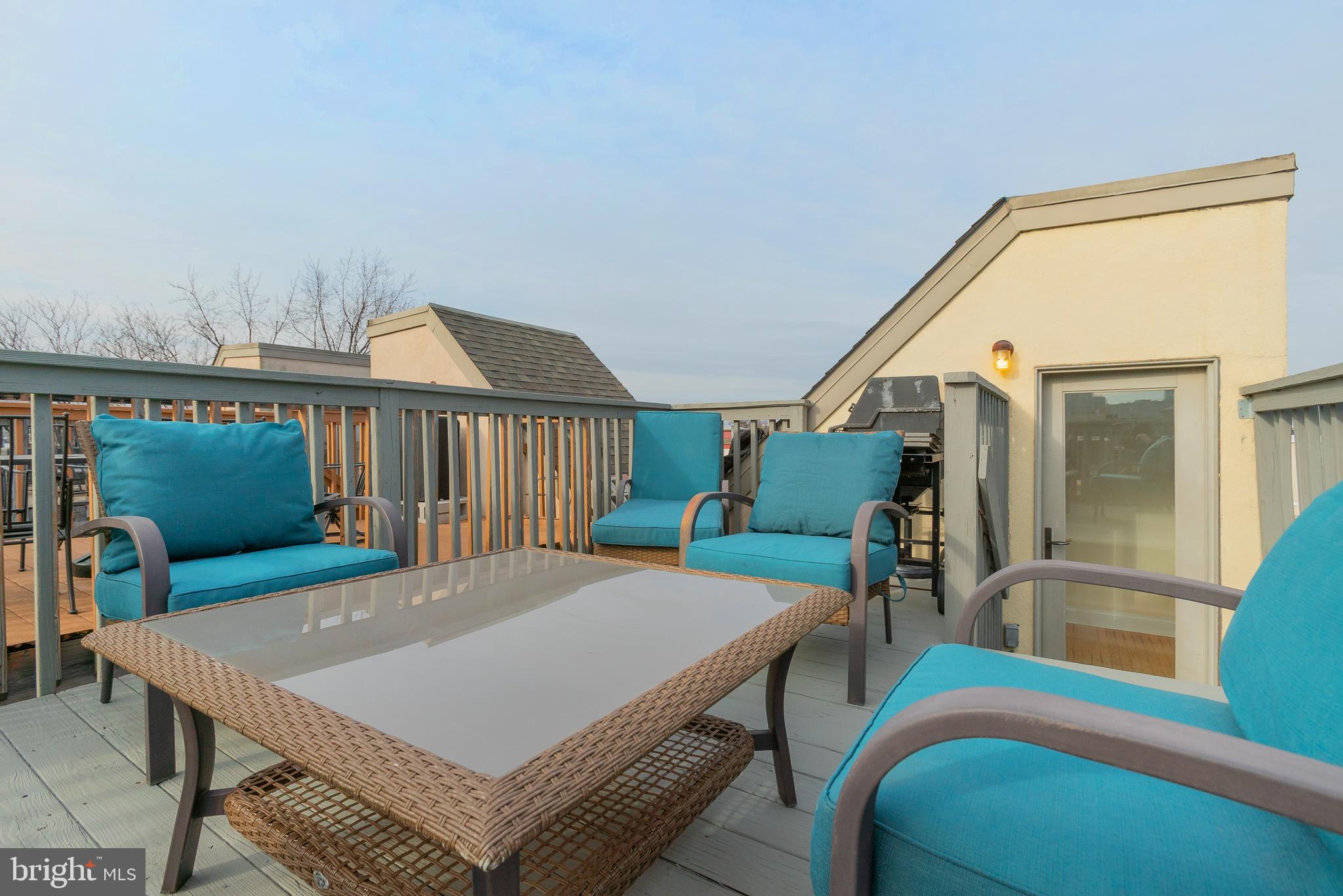 FAIRMOUNT - Residential