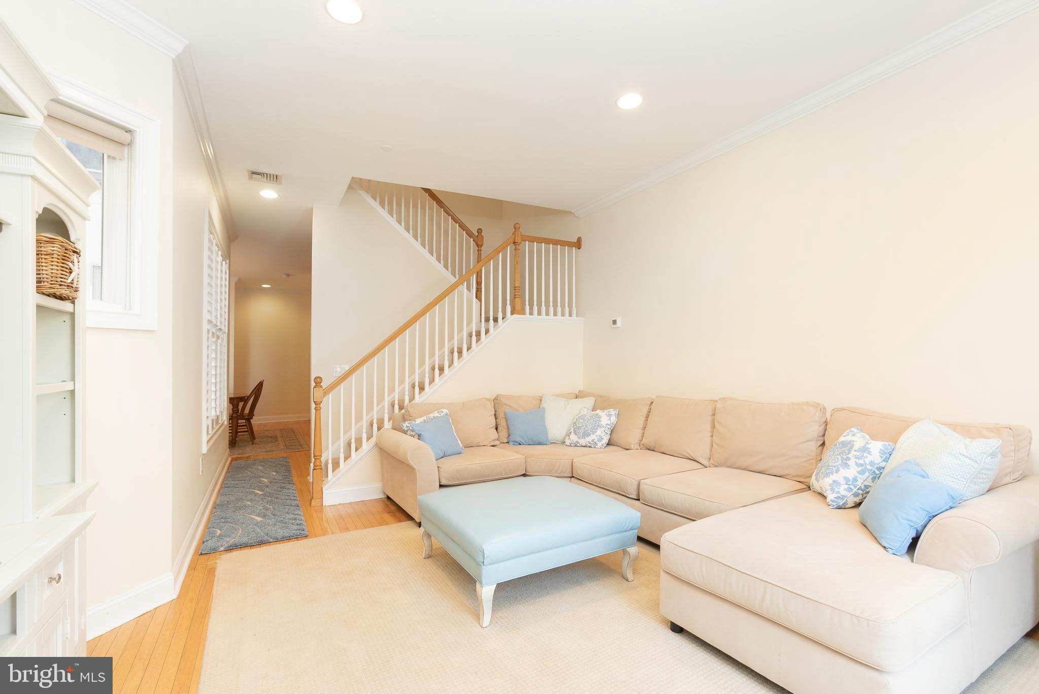 FAIRMOUNT - Residential