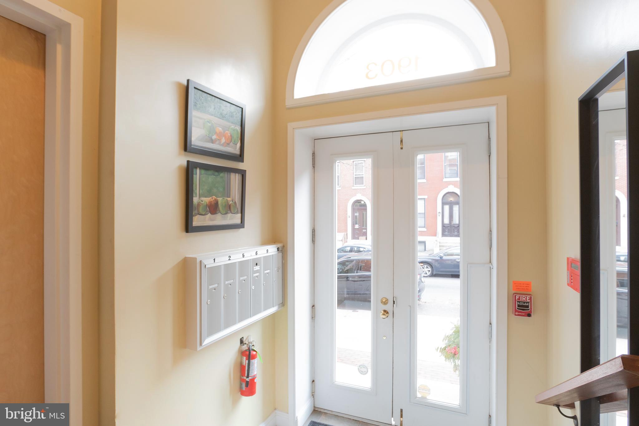 FAIRMOUNT - Residential