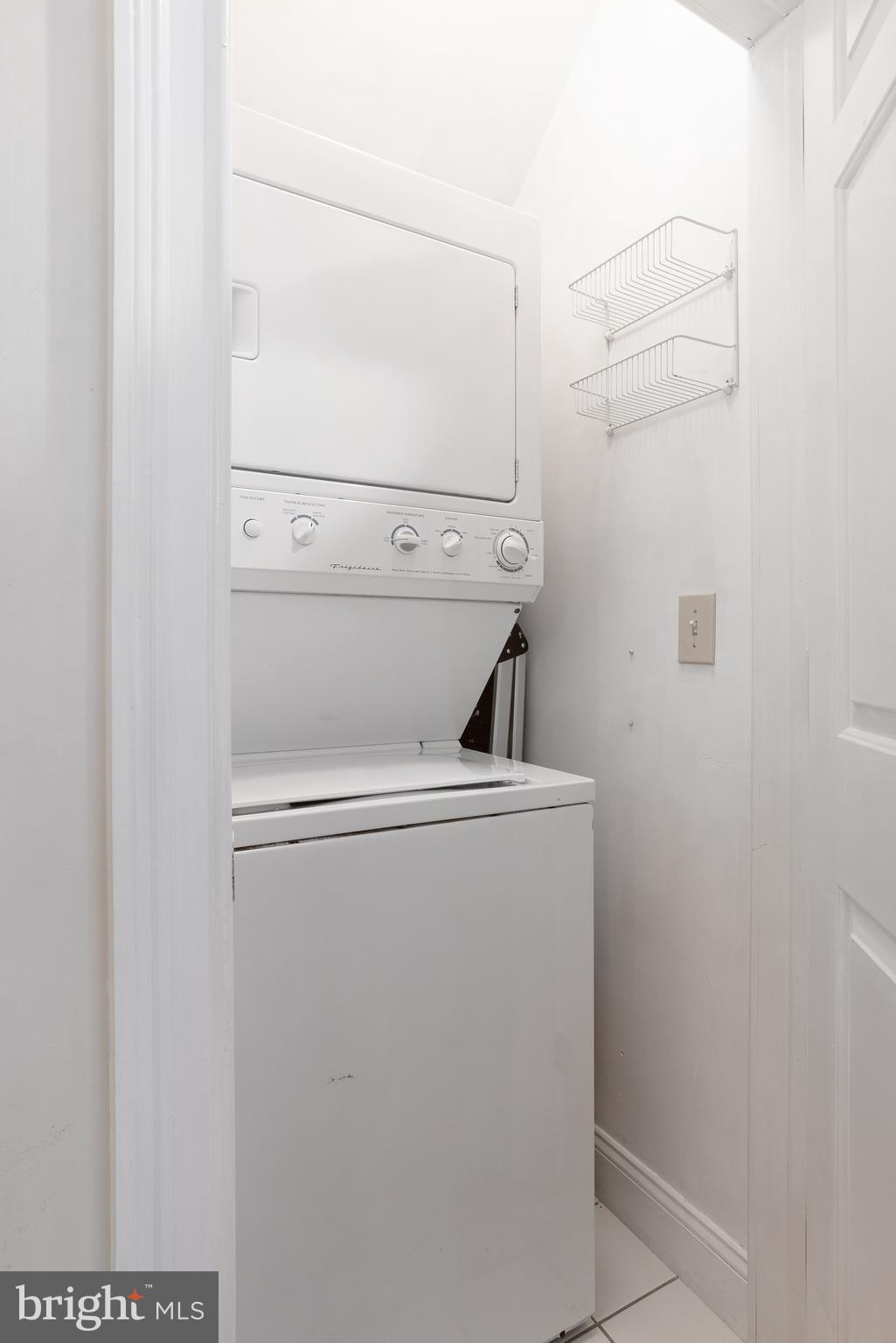 FAIRMOUNT - Residential