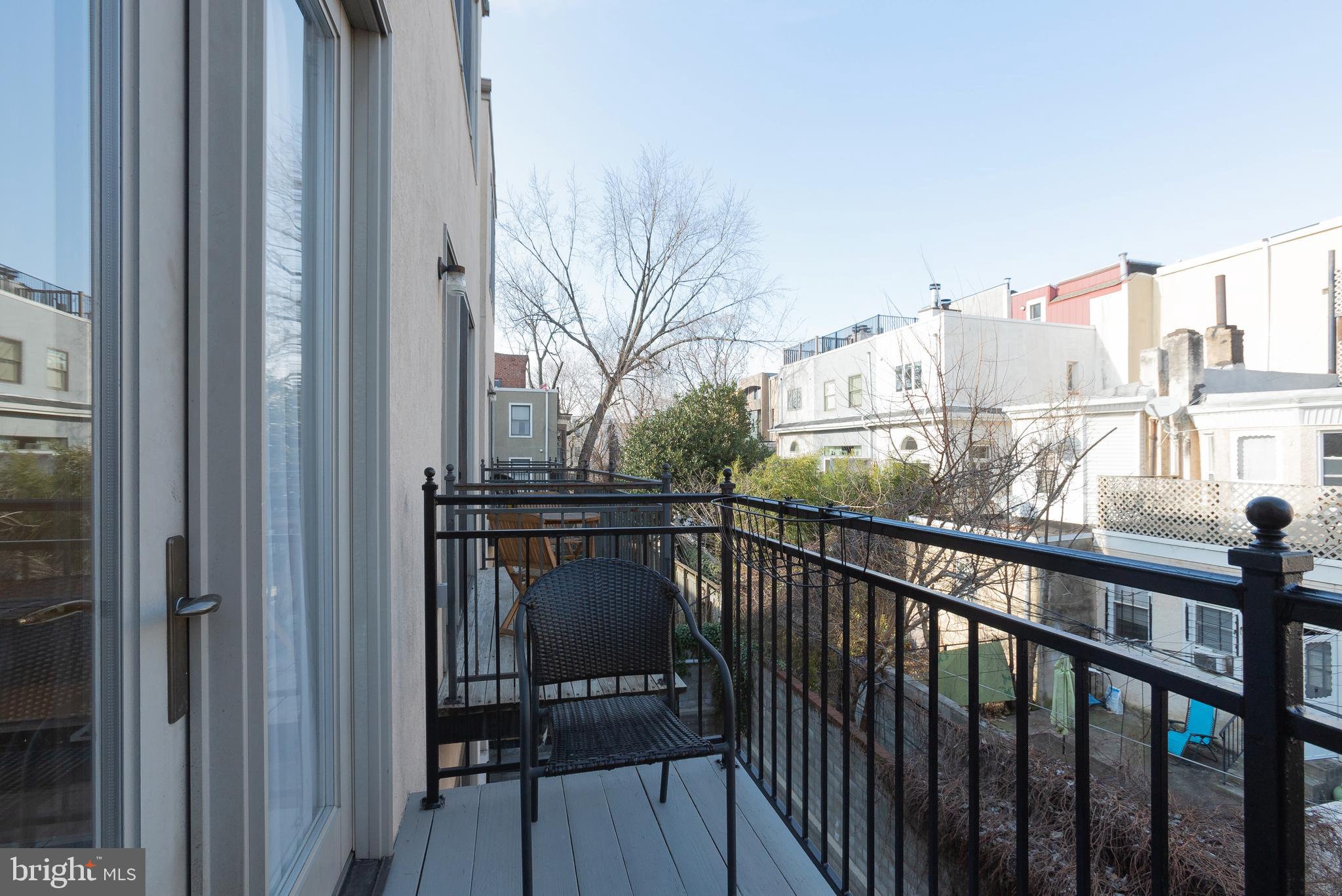 FAIRMOUNT - Residential