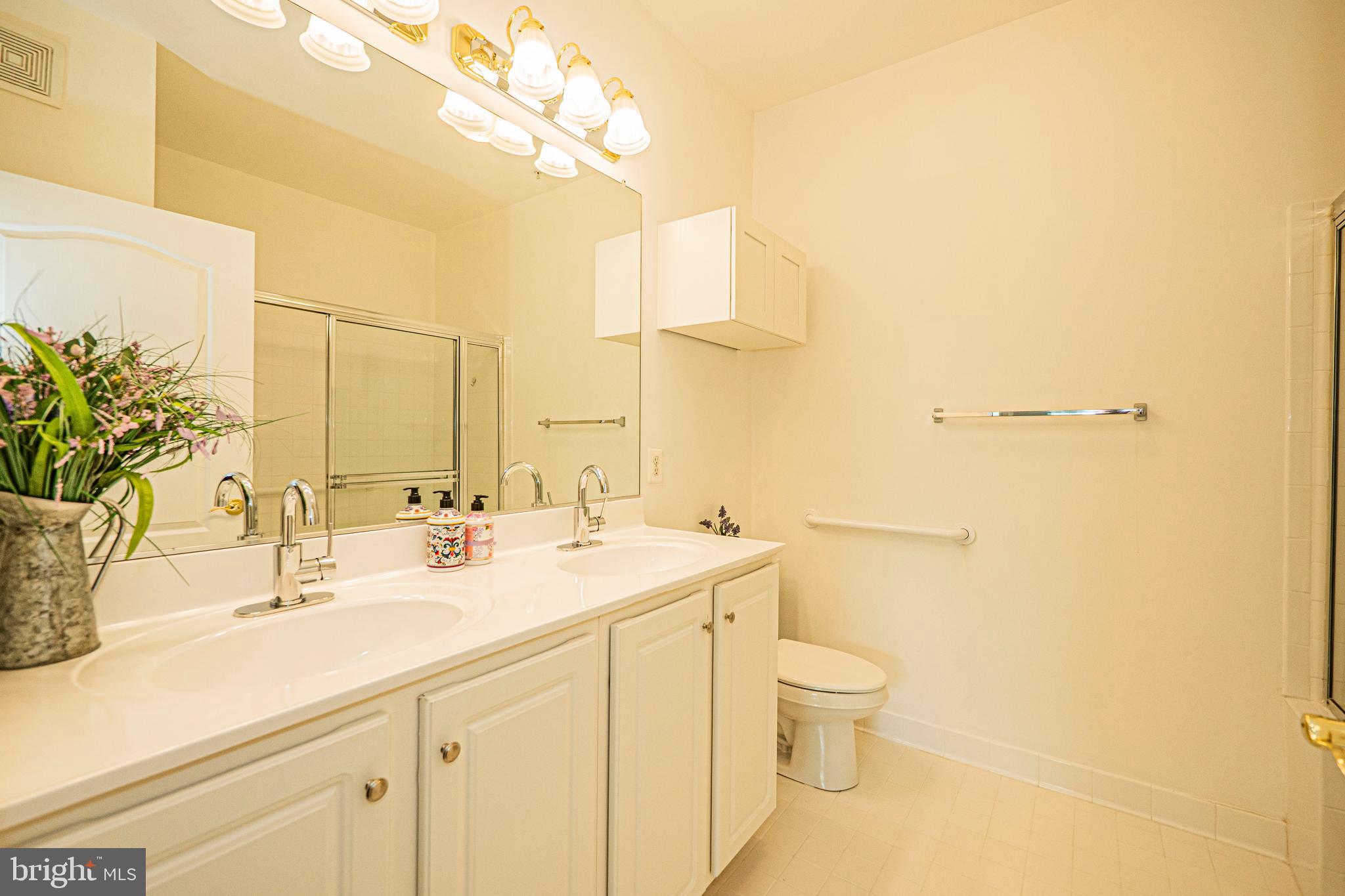 WAVERLY WOODS - Residential