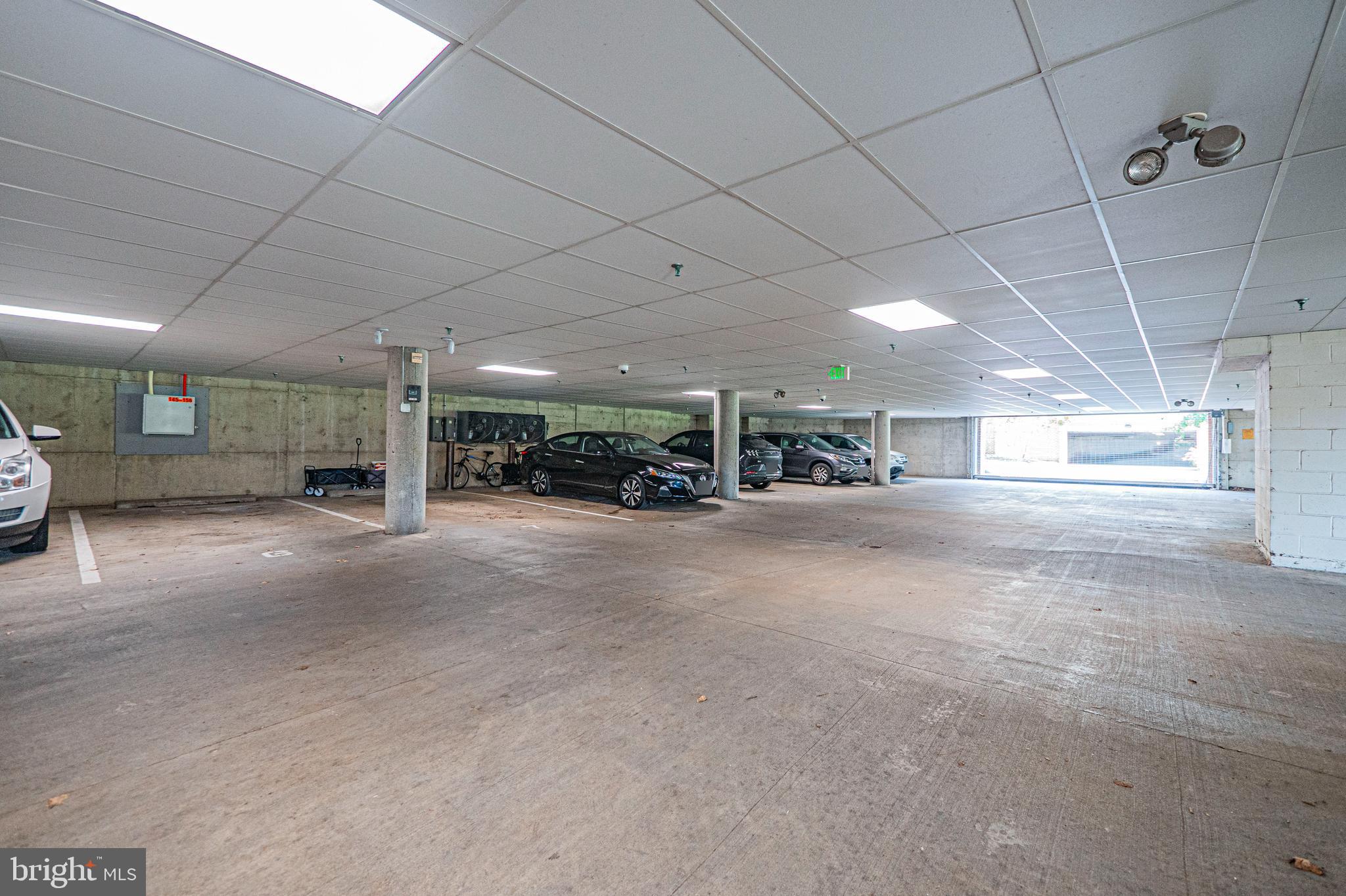 WAVERLY WOODS - Residential