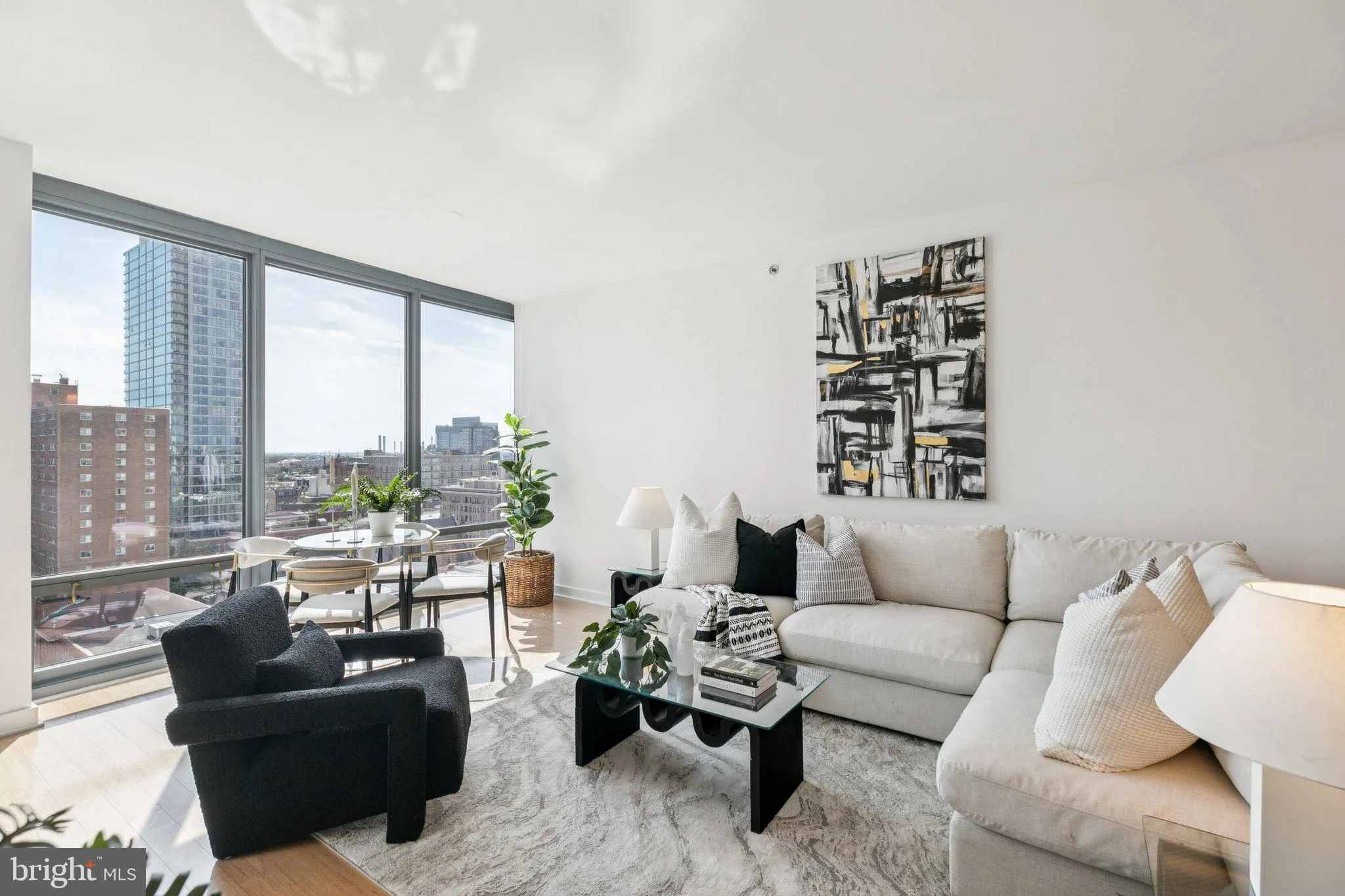 Philadelphia, Pennsylvania 19103, United States, 1 Bedroom Bedrooms, ,1 BathroomBathrooms,Residential,Coming Soon,209292