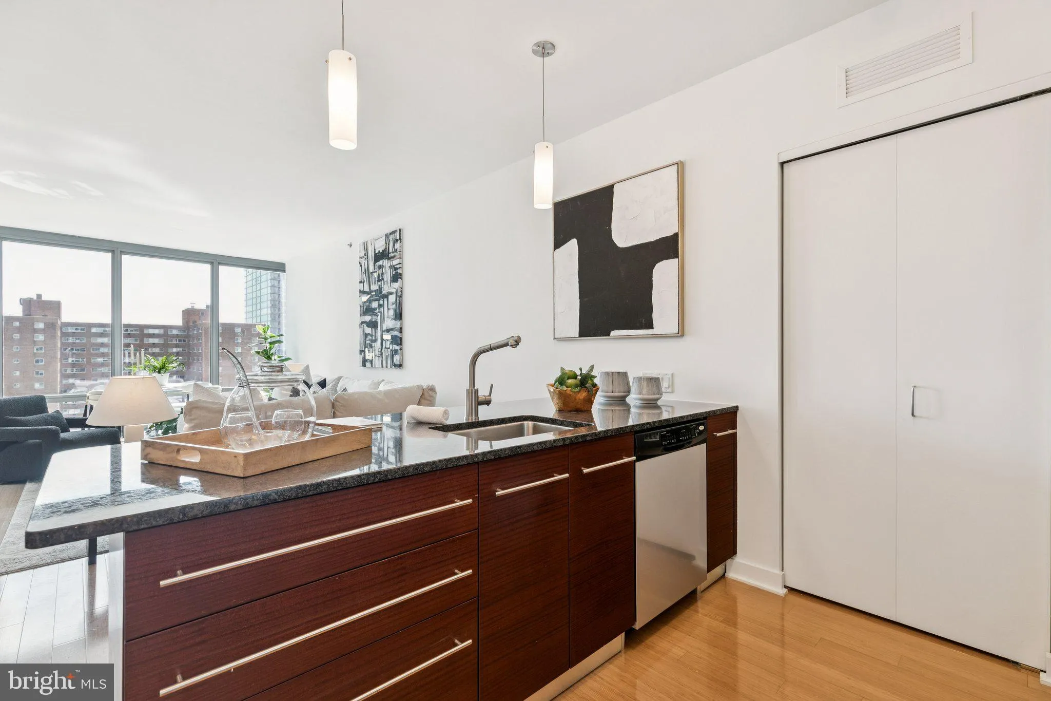 Philadelphia, Pennsylvania 19103, United States, 1 Bedroom Bedrooms, ,1 BathroomBathrooms,Residential,Coming Soon,209292