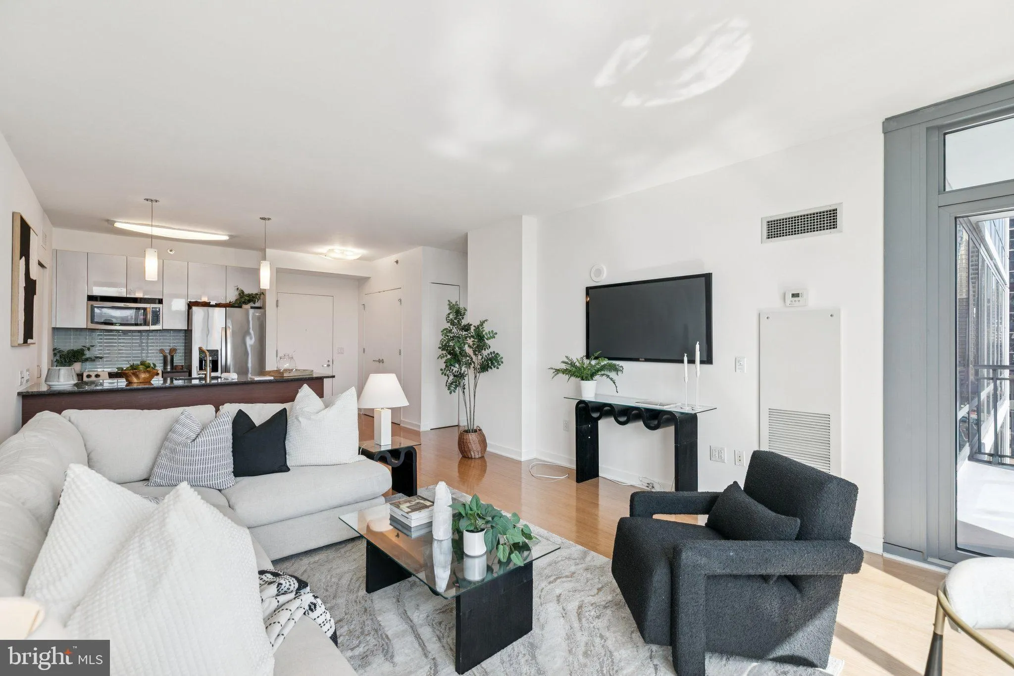 Philadelphia, Pennsylvania 19103, United States, 1 Bedroom Bedrooms, ,1 BathroomBathrooms,Residential,Coming Soon,209292