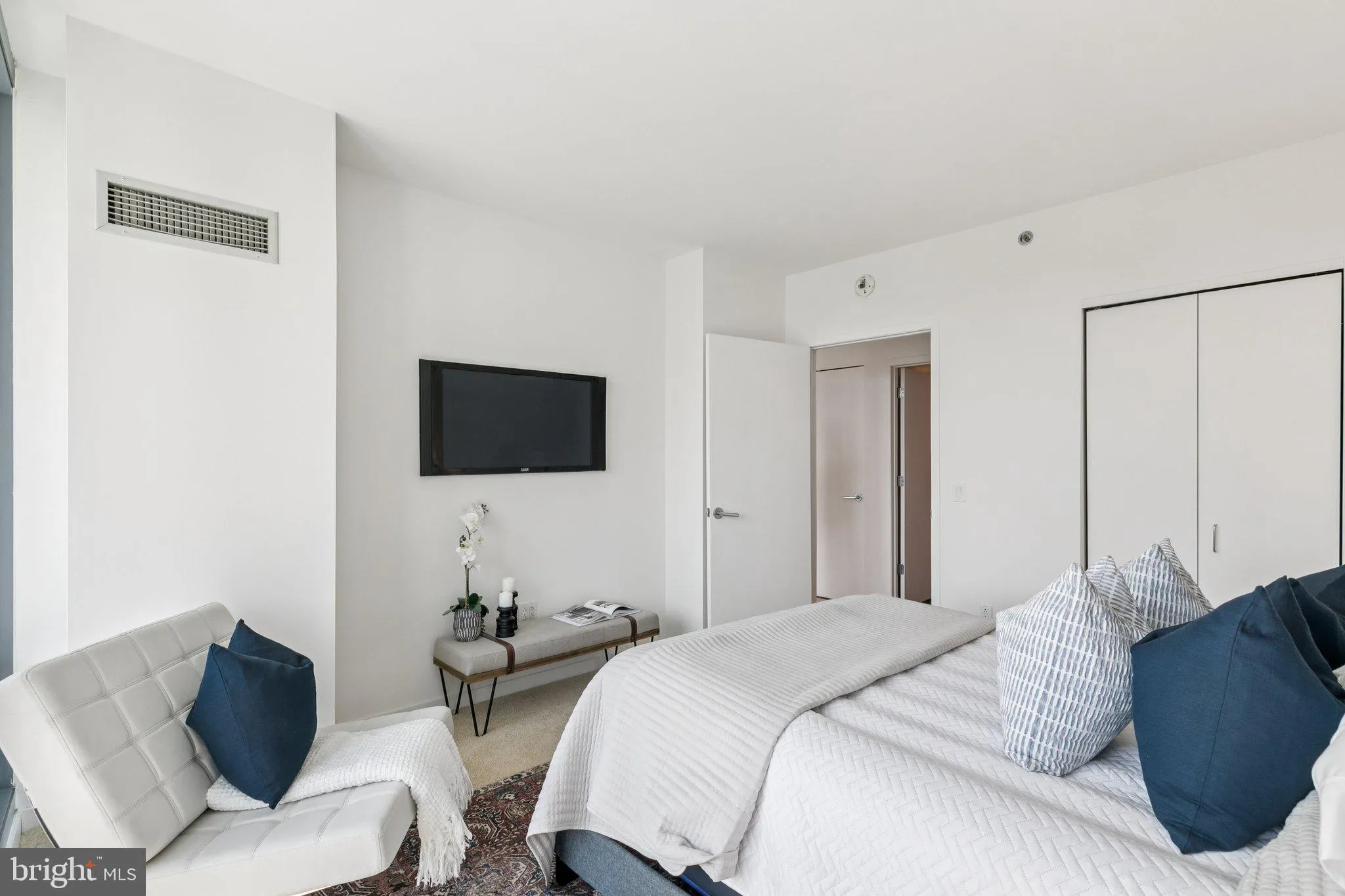 Philadelphia, Pennsylvania 19103, United States, 1 Bedroom Bedrooms, ,1 BathroomBathrooms,Residential,Coming Soon,209292