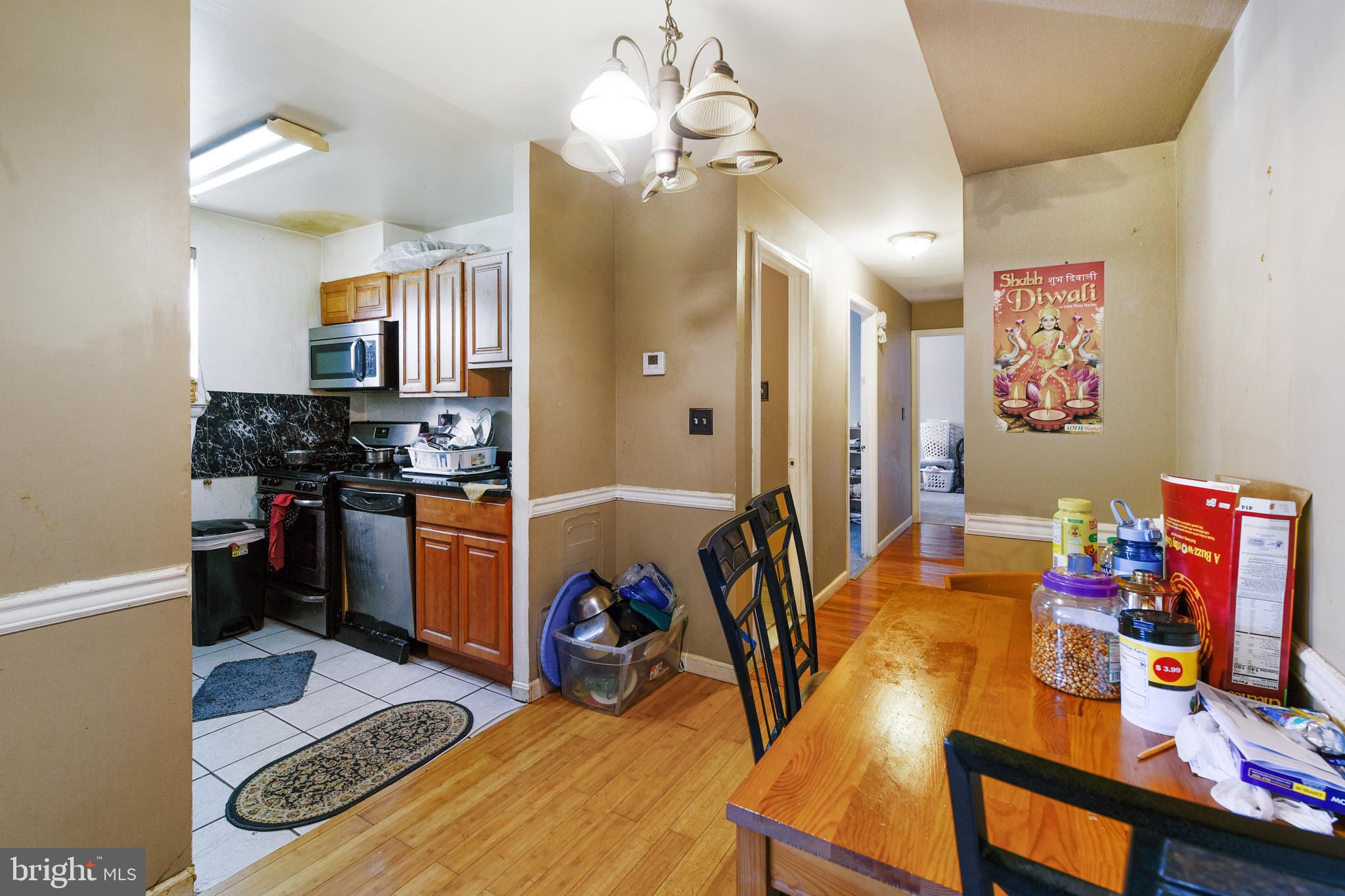 HAMPDEN HISTORIC DISTRICT - Residential