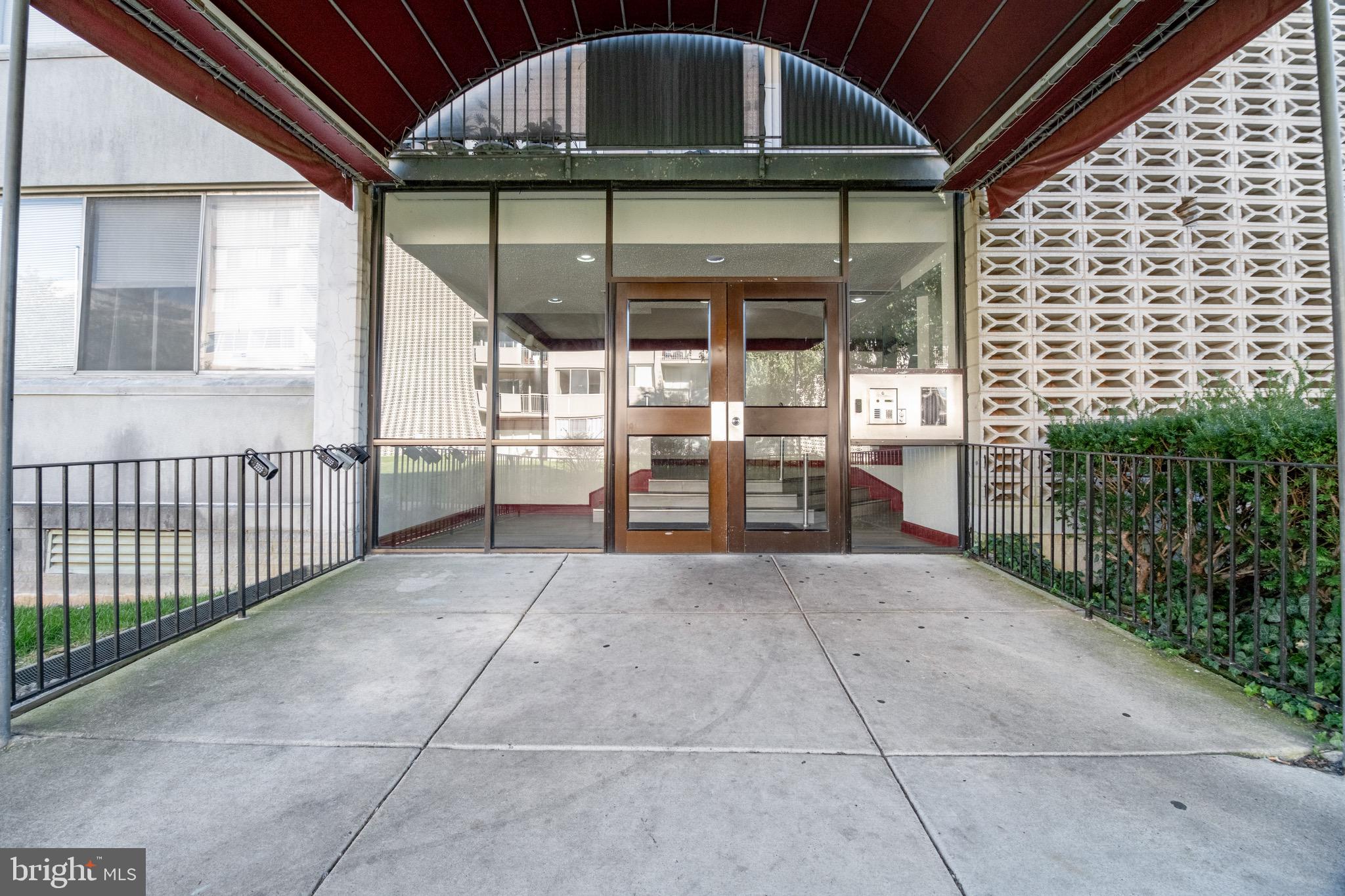 ADELPHI - Residential Lease