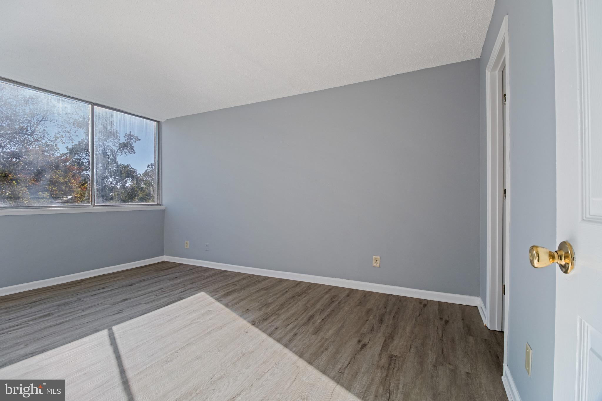 ADELPHI - Residential Lease