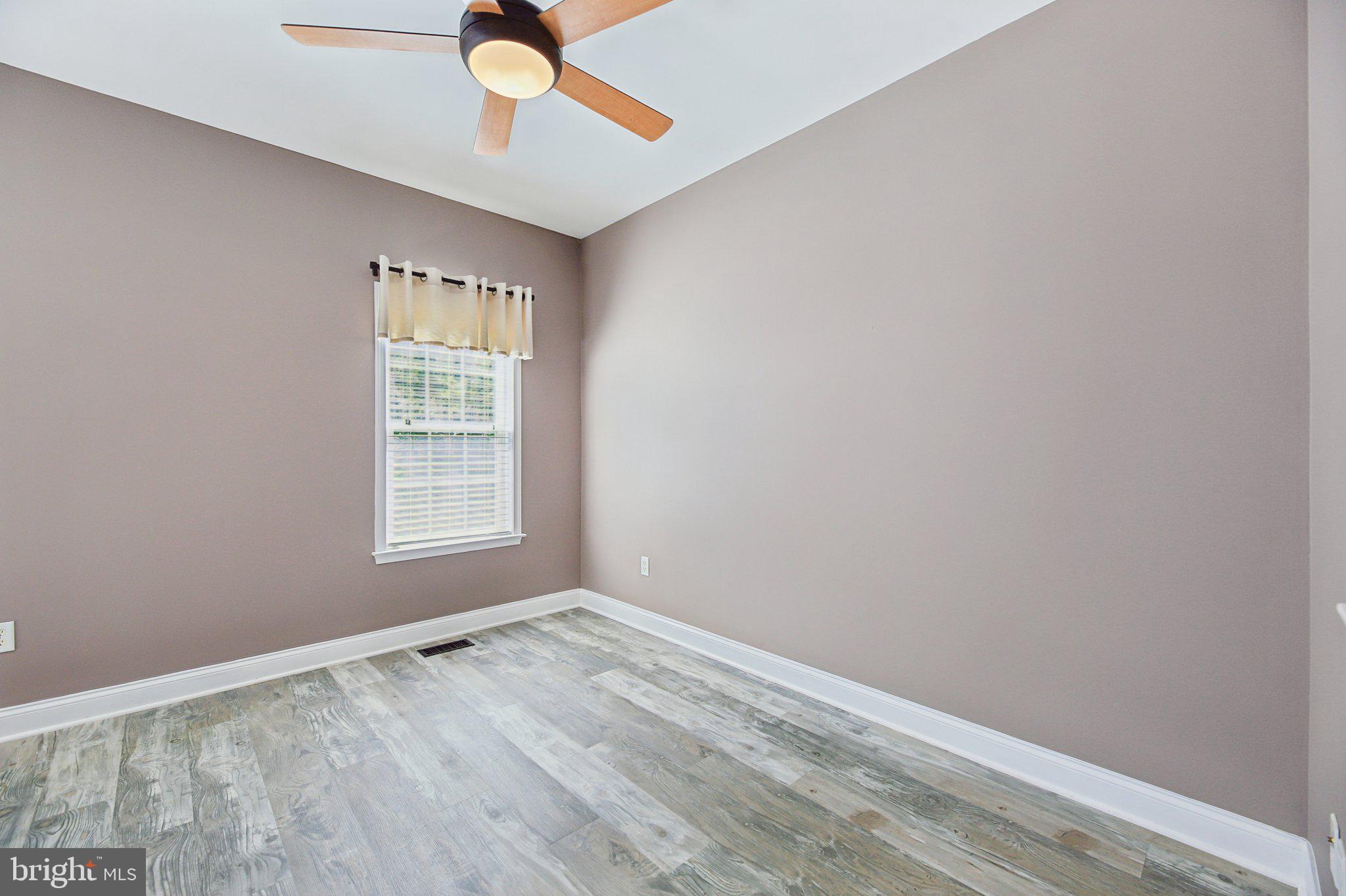 TWIN ARCH CROSSING - Residential