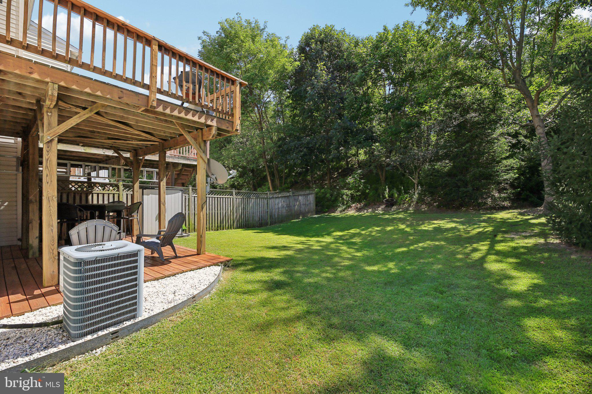 TWIN ARCH CROSSING - Residential