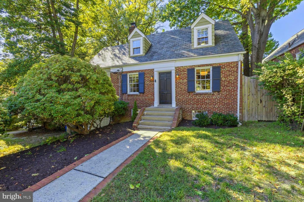 Photo of 9320 Ocala Street, SILVER SPRING, MD 20901 (MLS # MDMC2259526)