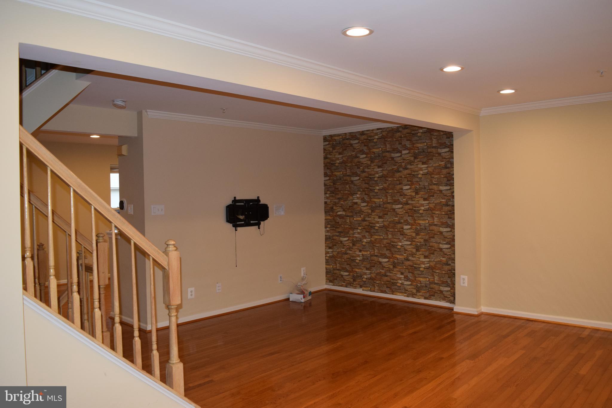 KINGSVIEW RIDGE - Residential Lease