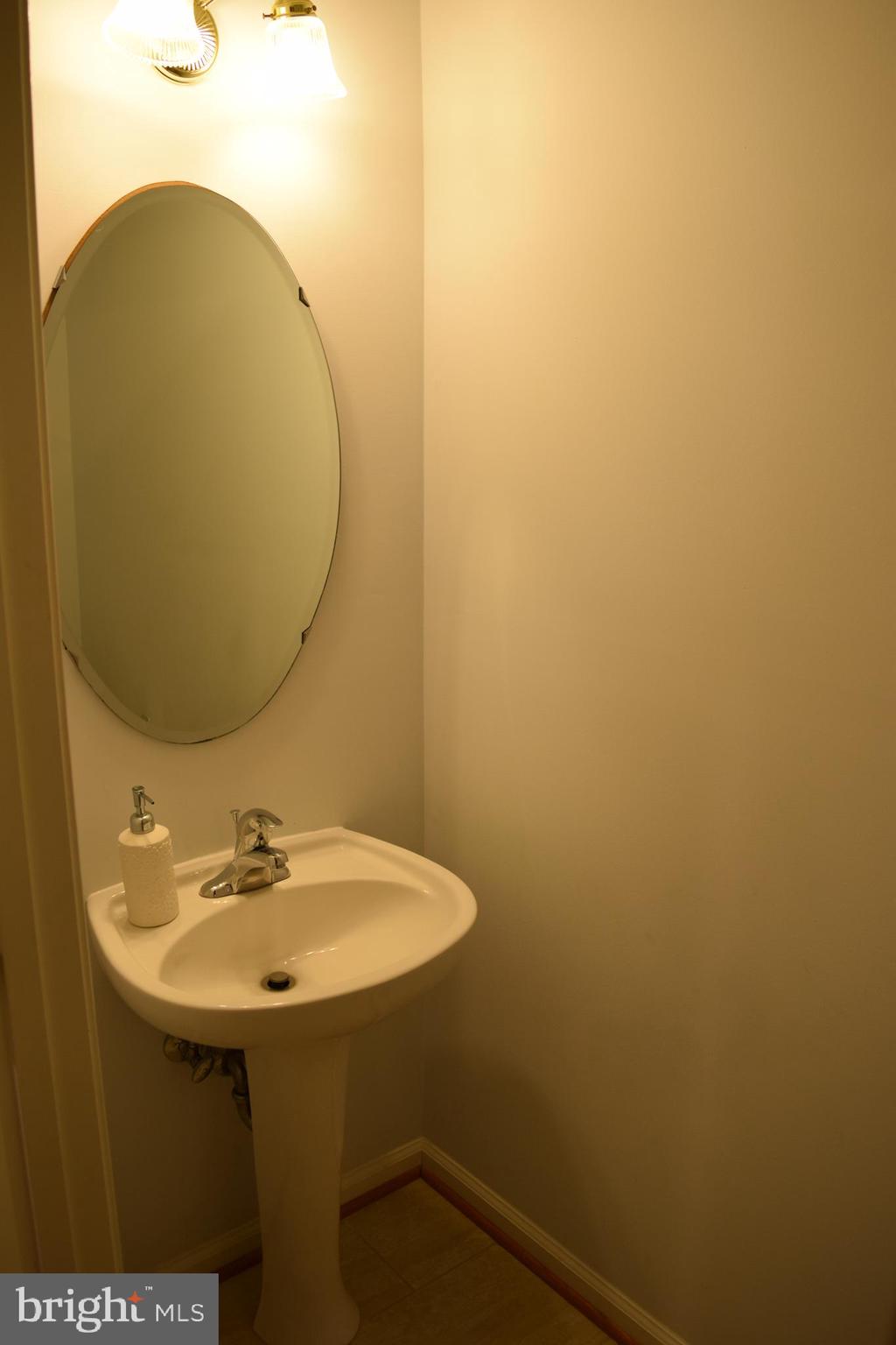 KINGSVIEW RIDGE - Residential Lease