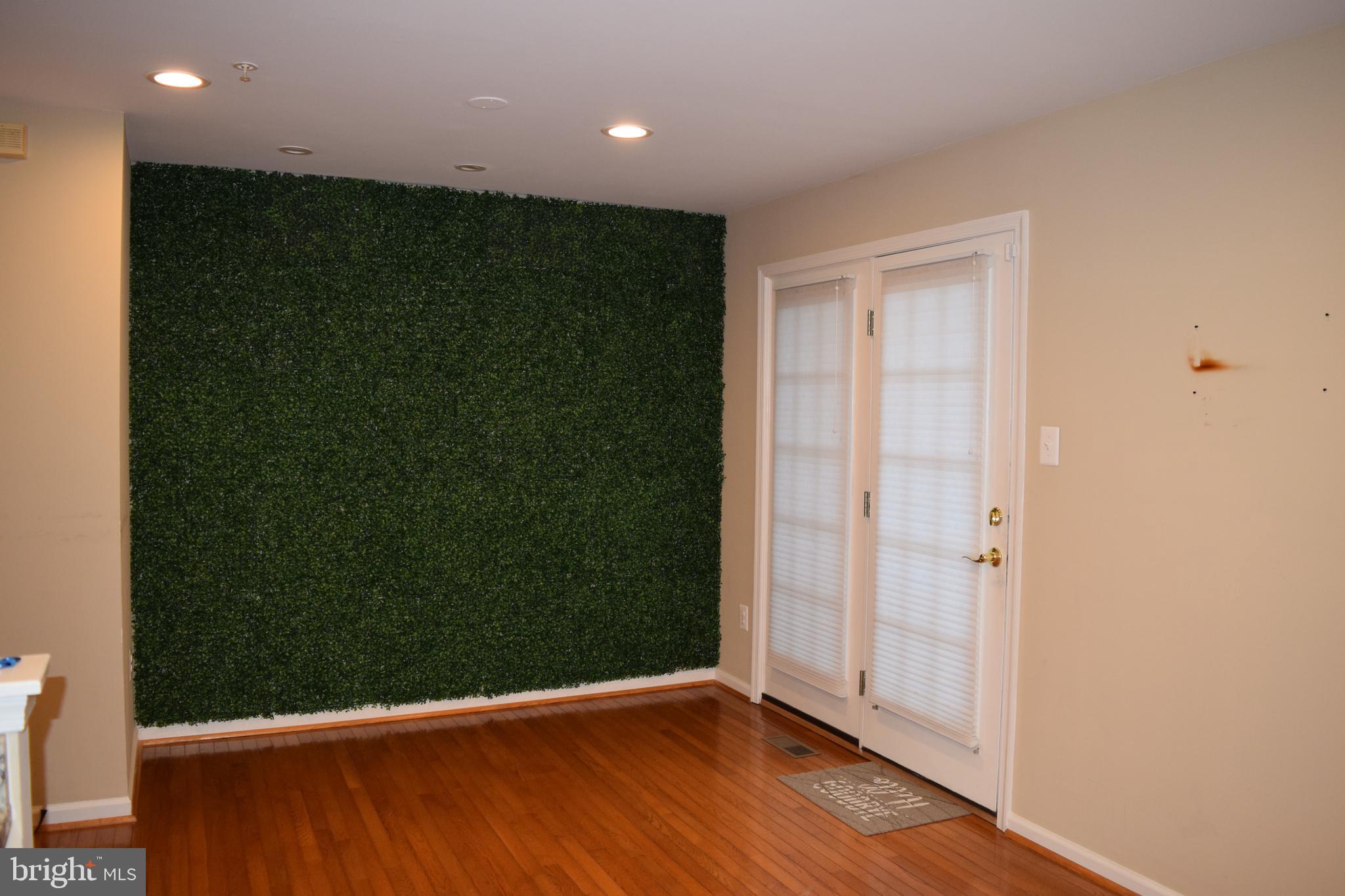 KINGSVIEW RIDGE - Residential Lease