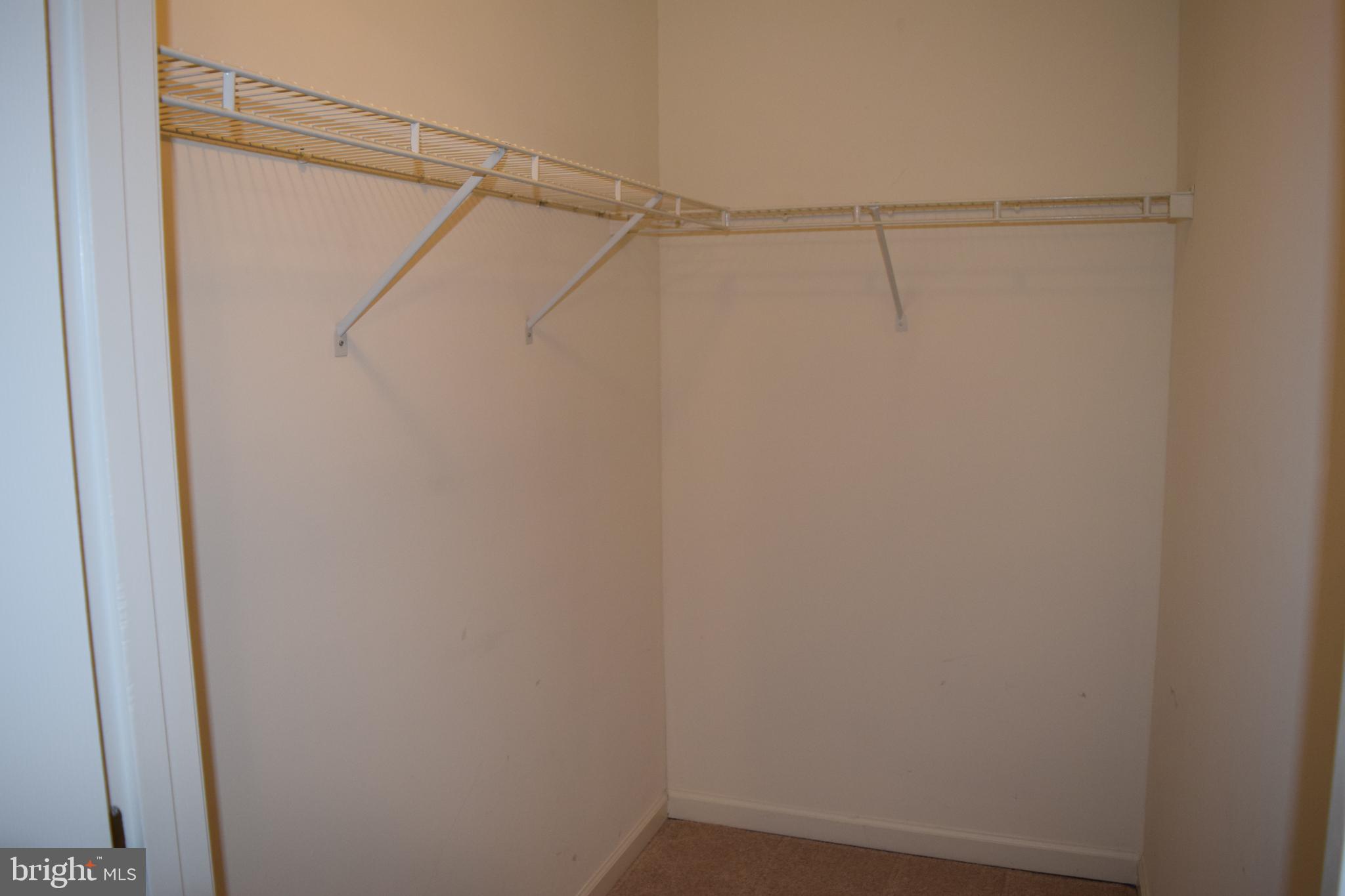 KINGSVIEW RIDGE - Residential Lease