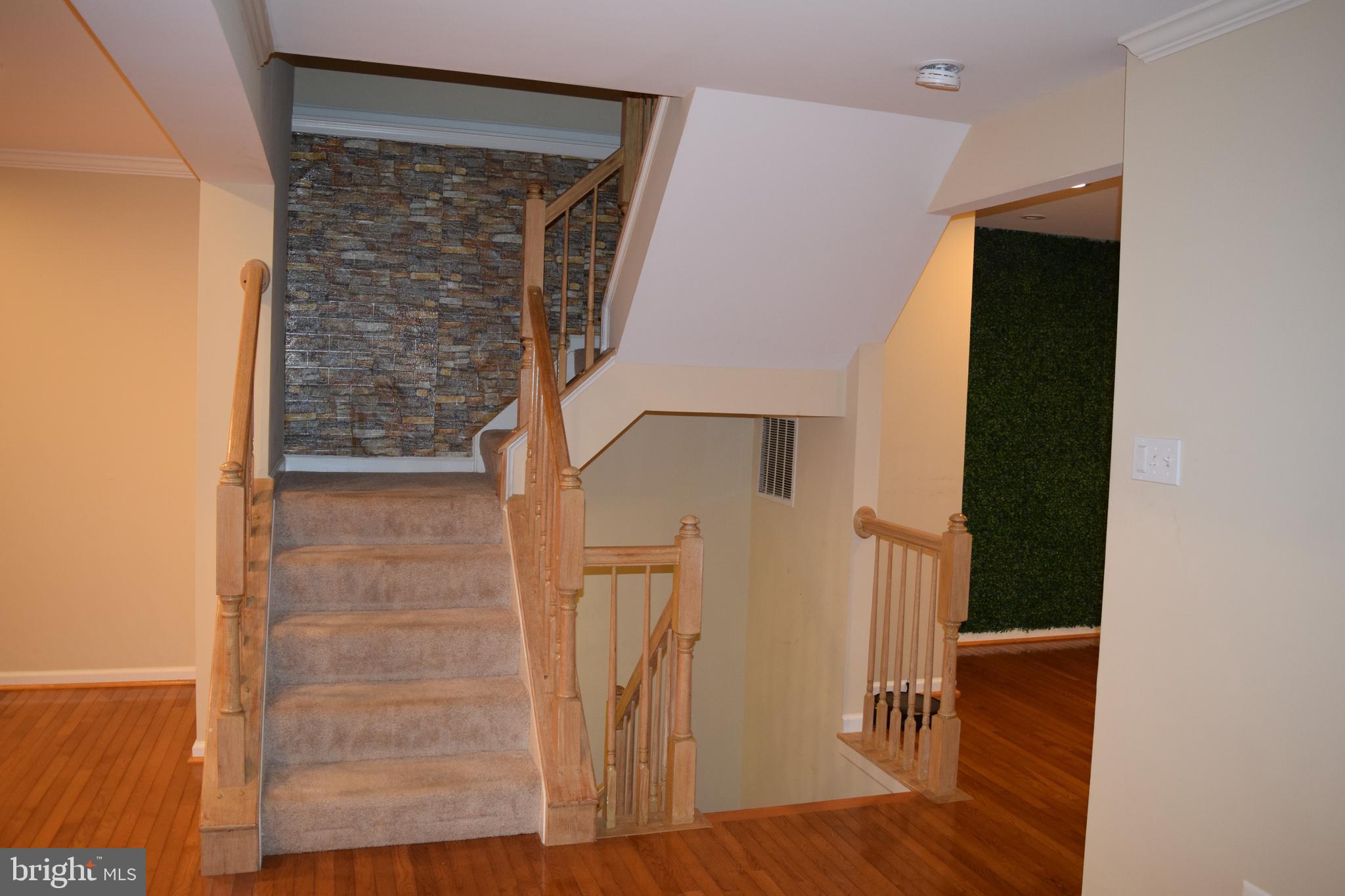 KINGSVIEW RIDGE - Residential Lease