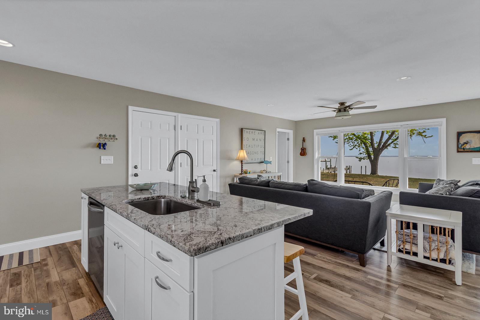 HORNERS BEACH - Residential Lease