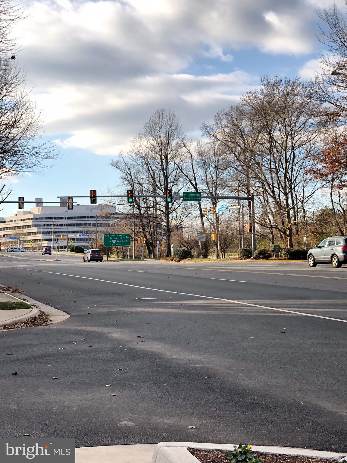 FOUNTAINS AT MCLEAN - Residential Lease