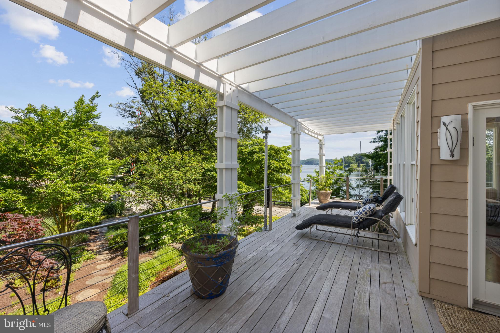 WEST ANNAPOLIS - Residential