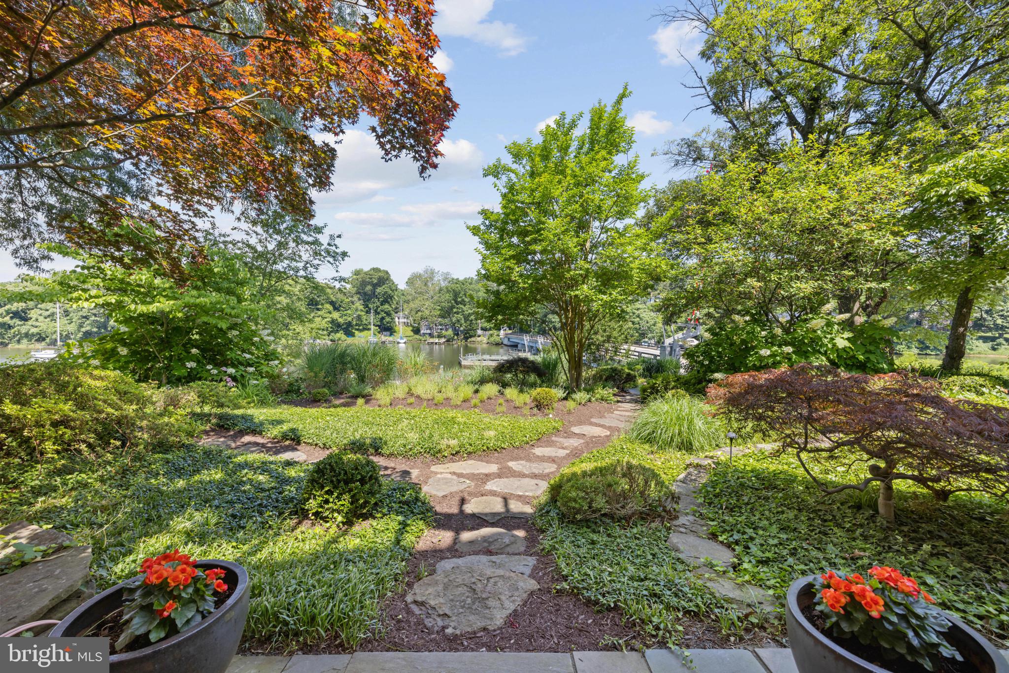 WEST ANNAPOLIS - Residential