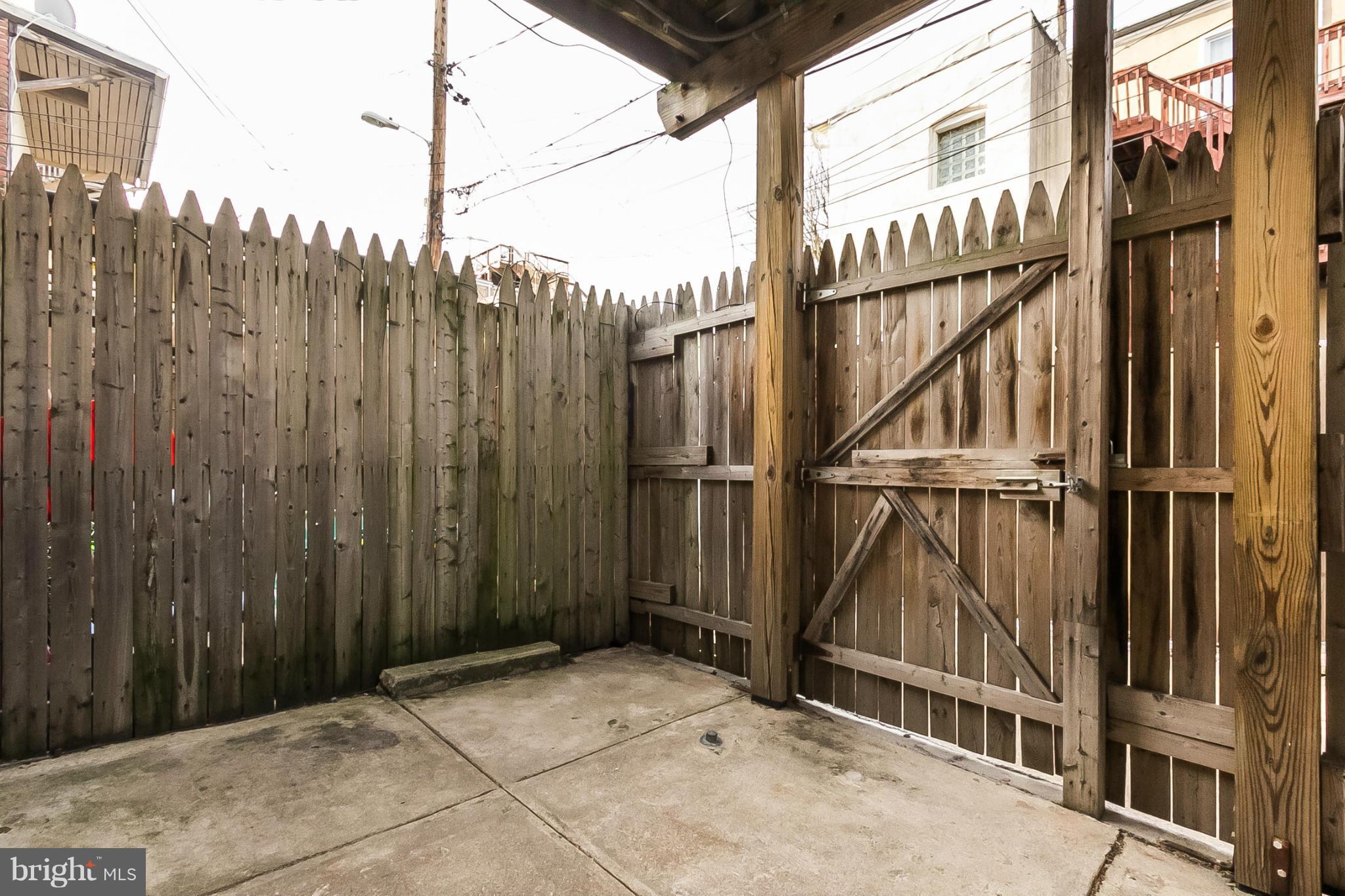 BUTCHER'S HILL - Residential