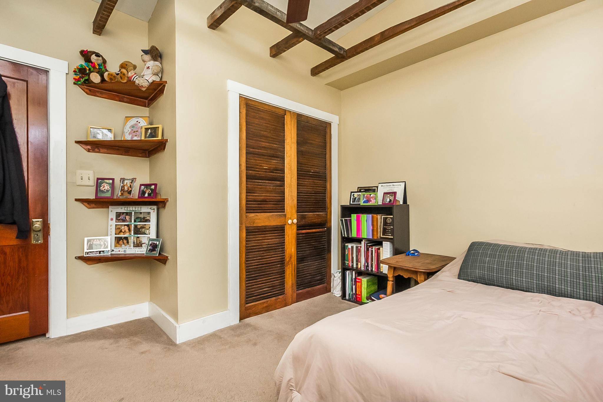 BUTCHER'S HILL - Residential