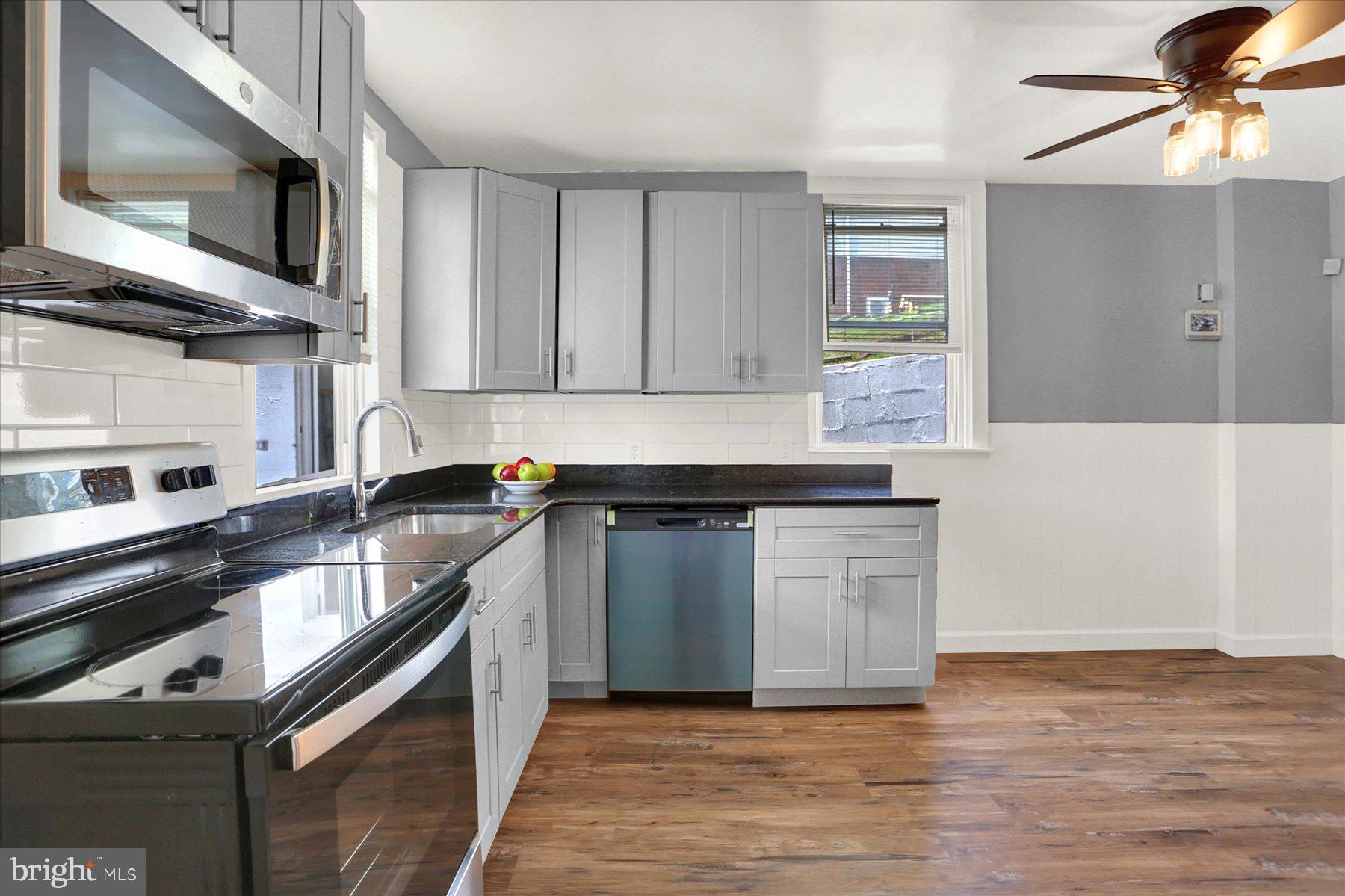 803 S 5TH STREET