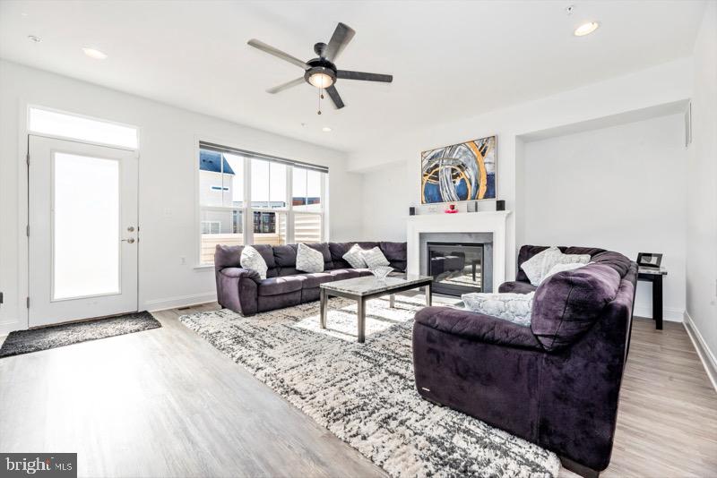 EASTCHURCH - Residential Lease