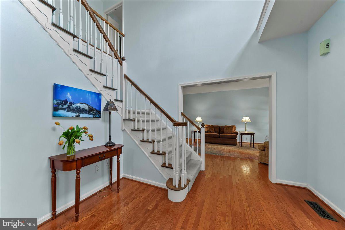 INDIAN HILL - Residential
