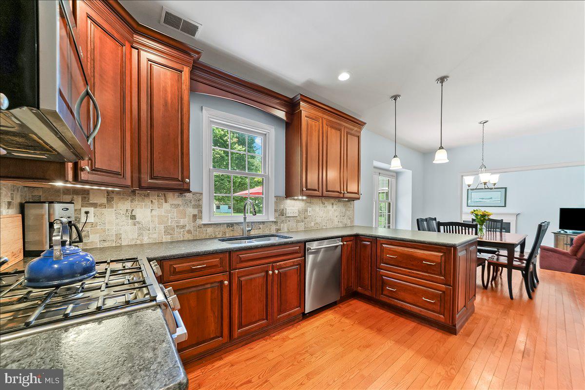 INDIAN HILL - Residential