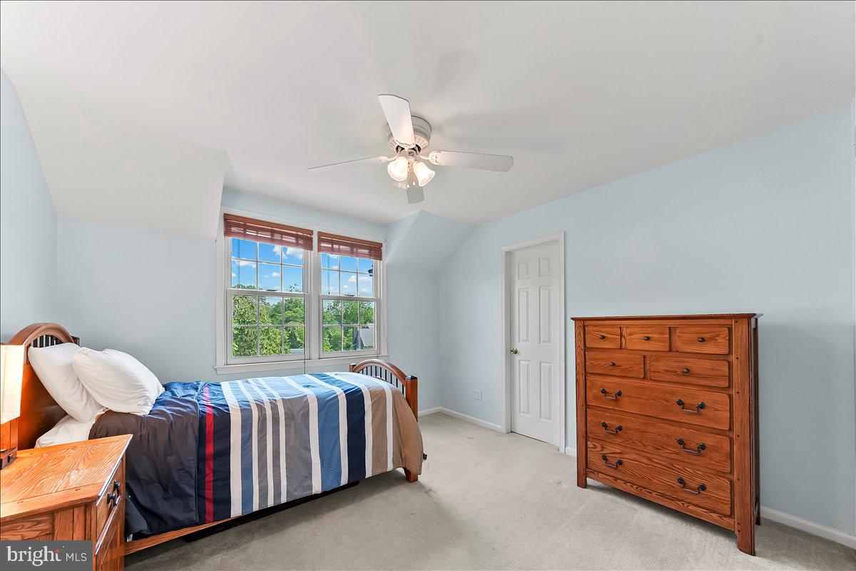 INDIAN HILL - Residential