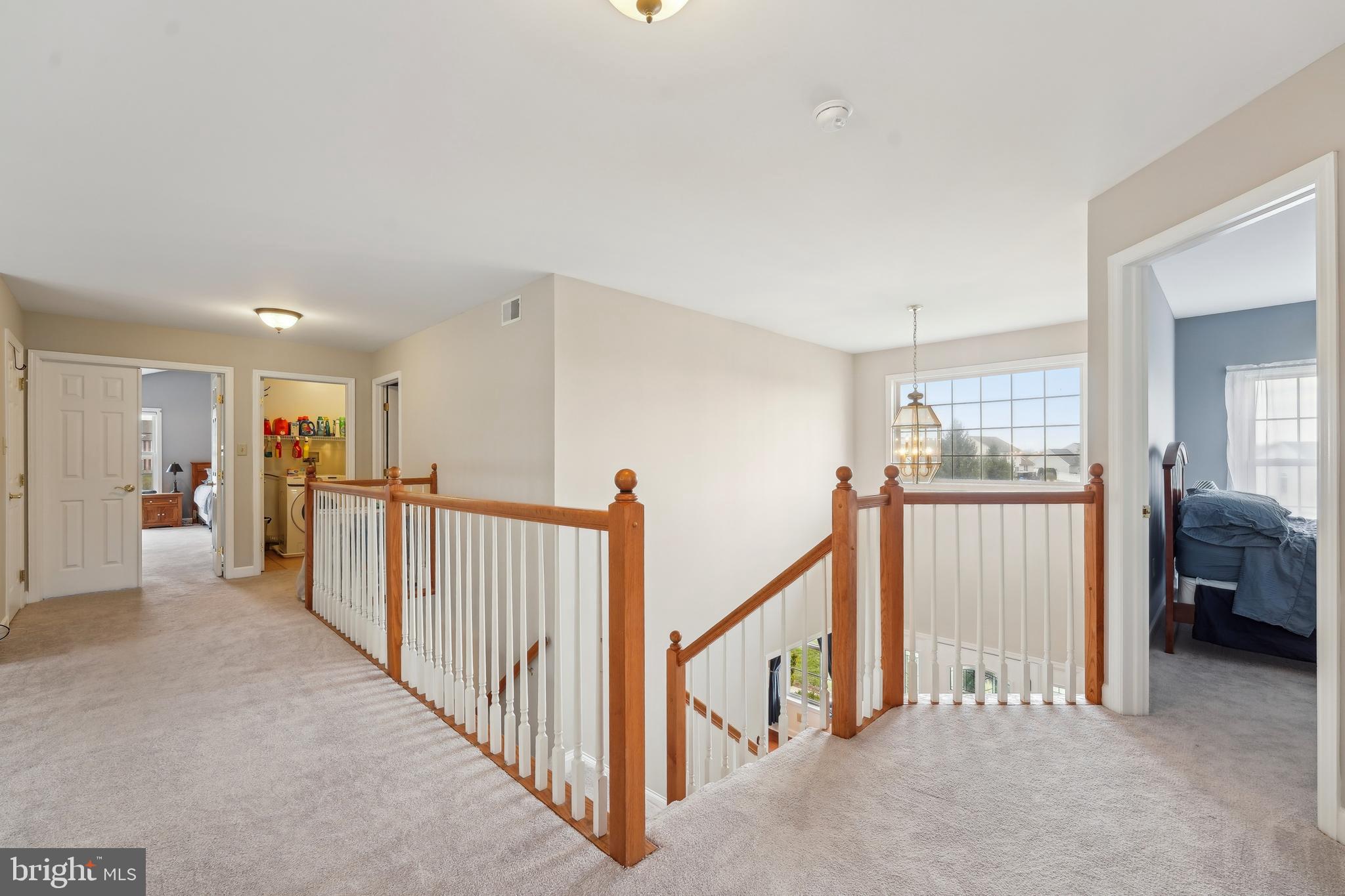 WOODS EDGE - Residential