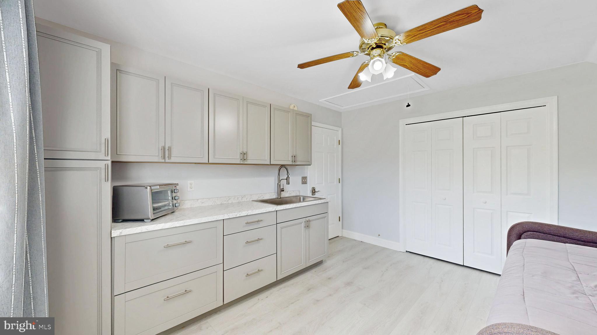 STONEGATE - Residential