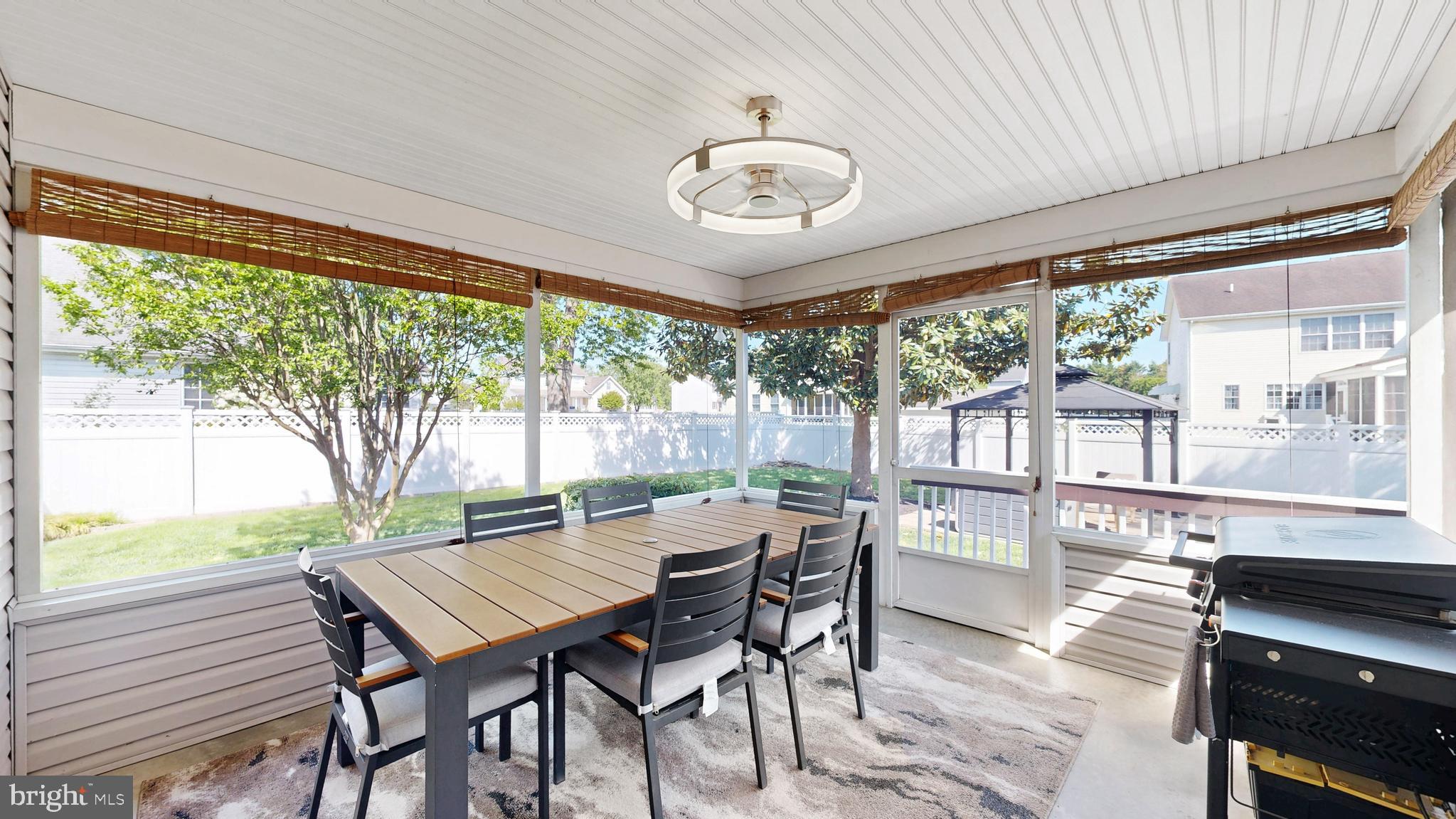 STONEGATE - Residential