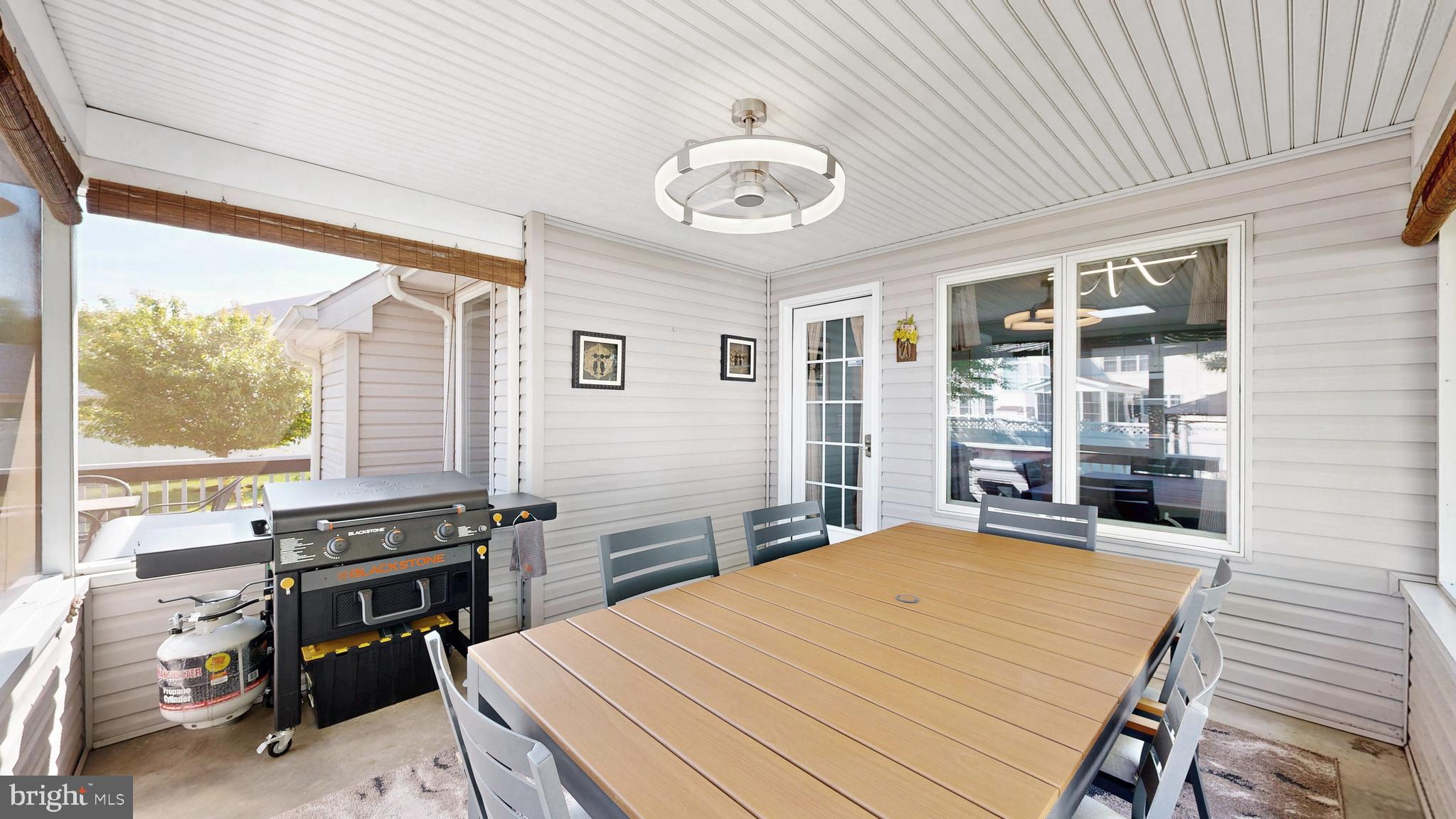 STONEGATE - Residential